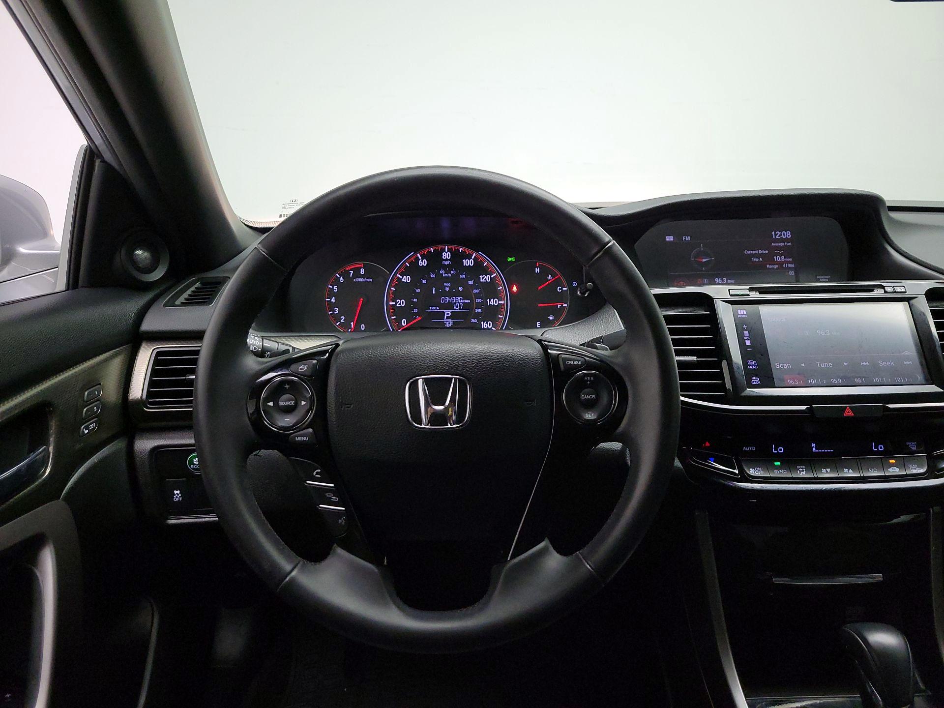 Thumbnail: 2016 Honda Accord - 10