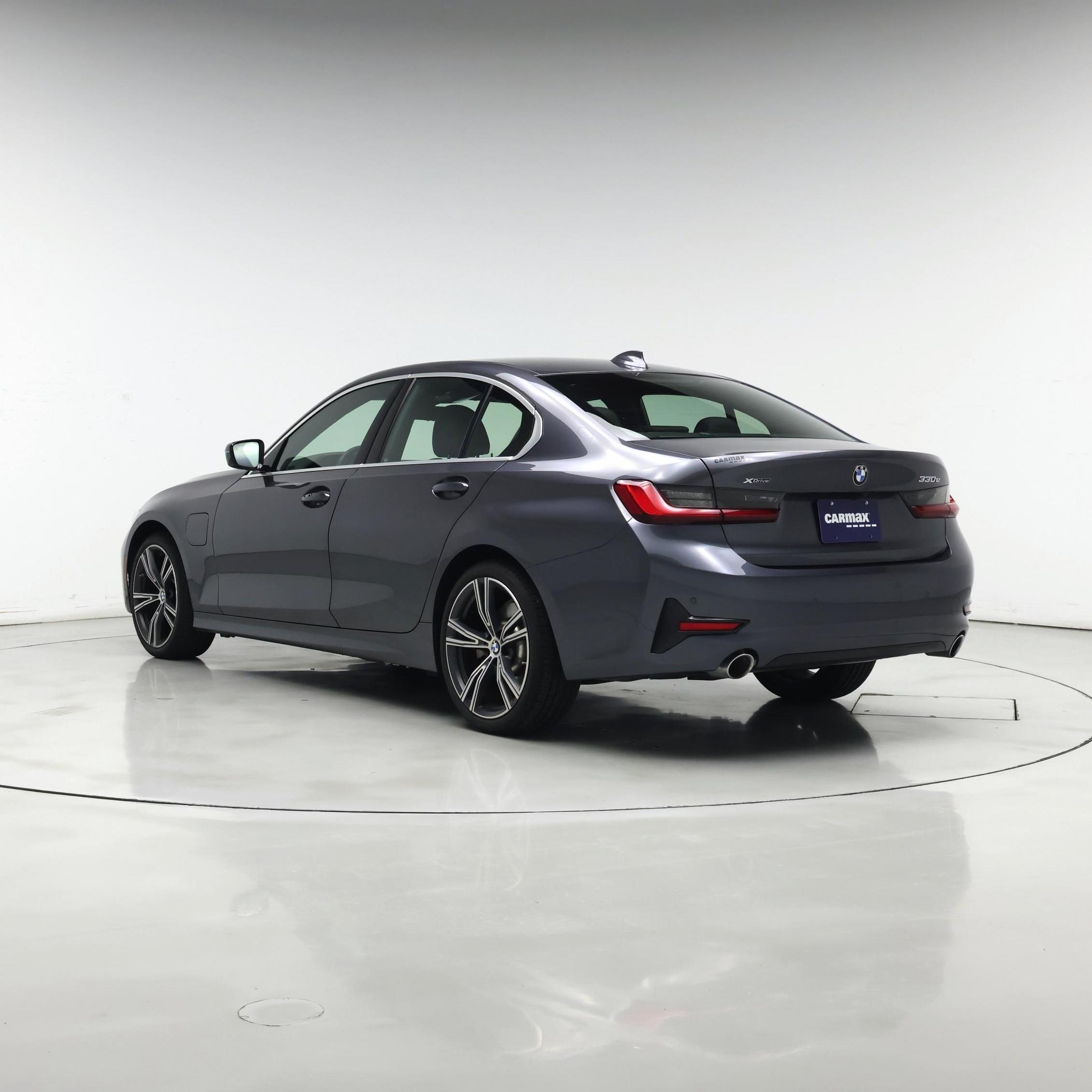 Thumbnail: 2021 BMW 3 Series - 2