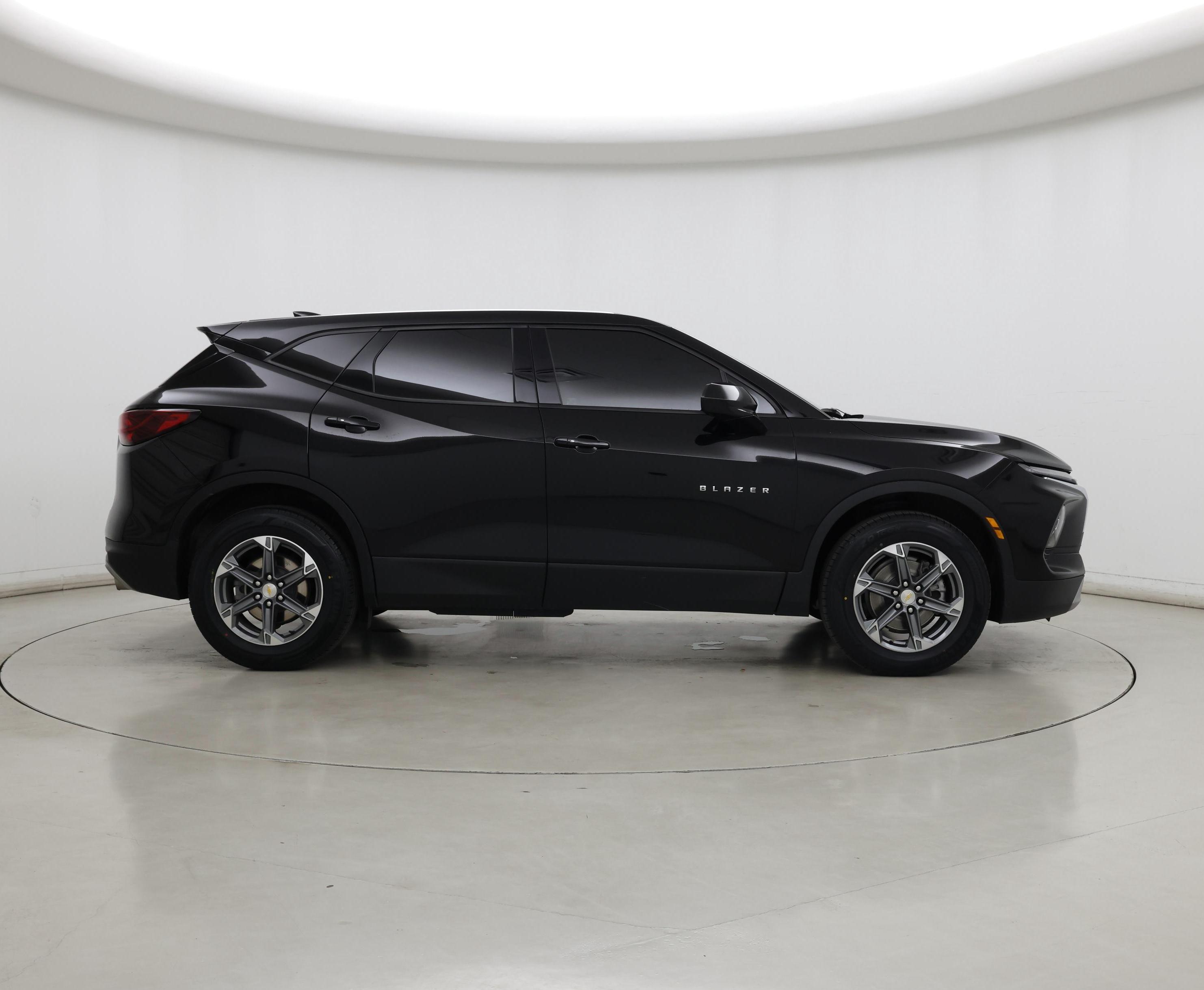 Thumbnail: 2023 Chevrolet Blazer - 7