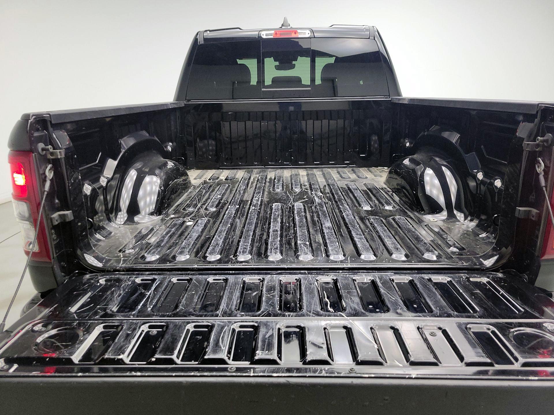 Thumbnail: 2021 RAM 1500 - 18