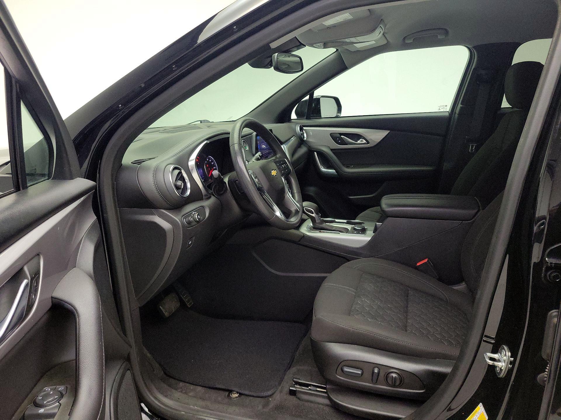 Thumbnail: 2022 Chevrolet Blazer - 11