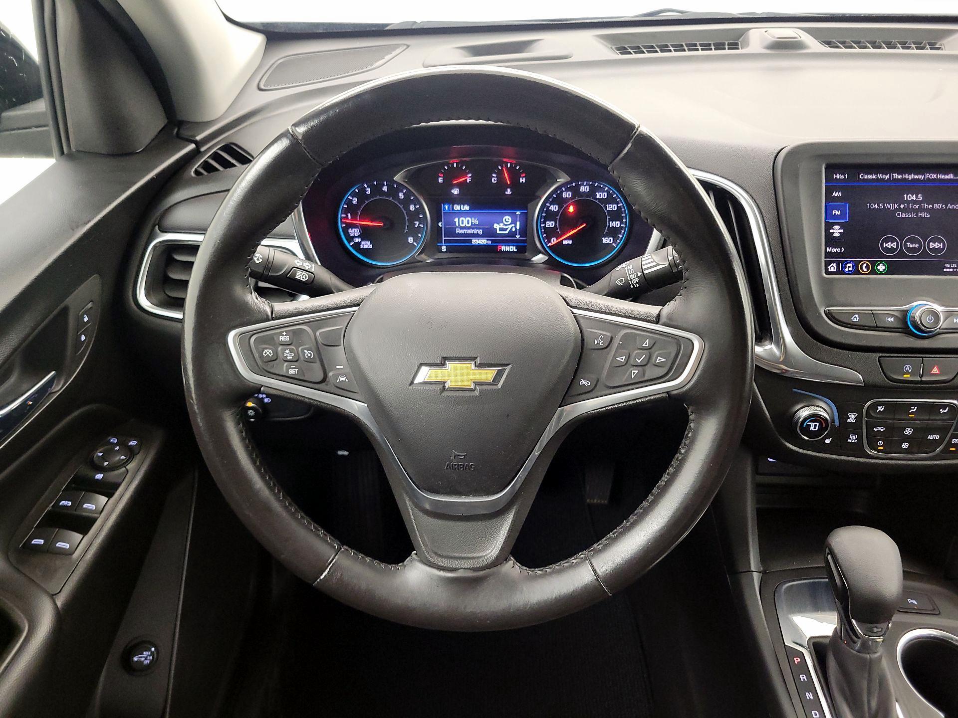 Thumbnail: 2022 Chevrolet Equinox - 10