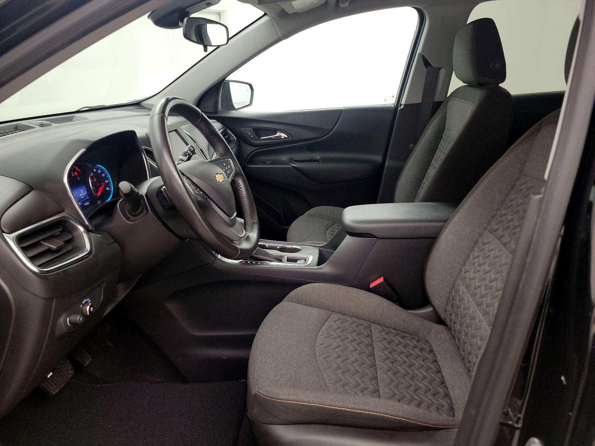 Thumbnail: 2022 Chevrolet Equinox - 11