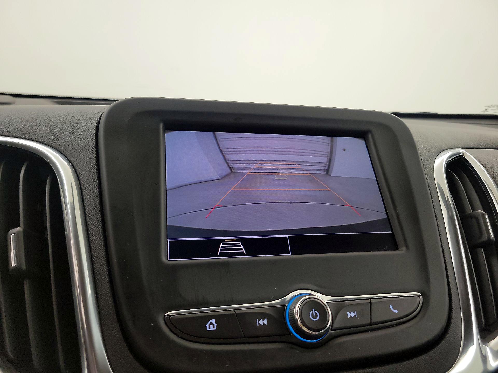 Thumbnail: 2022 Chevrolet Equinox - 14