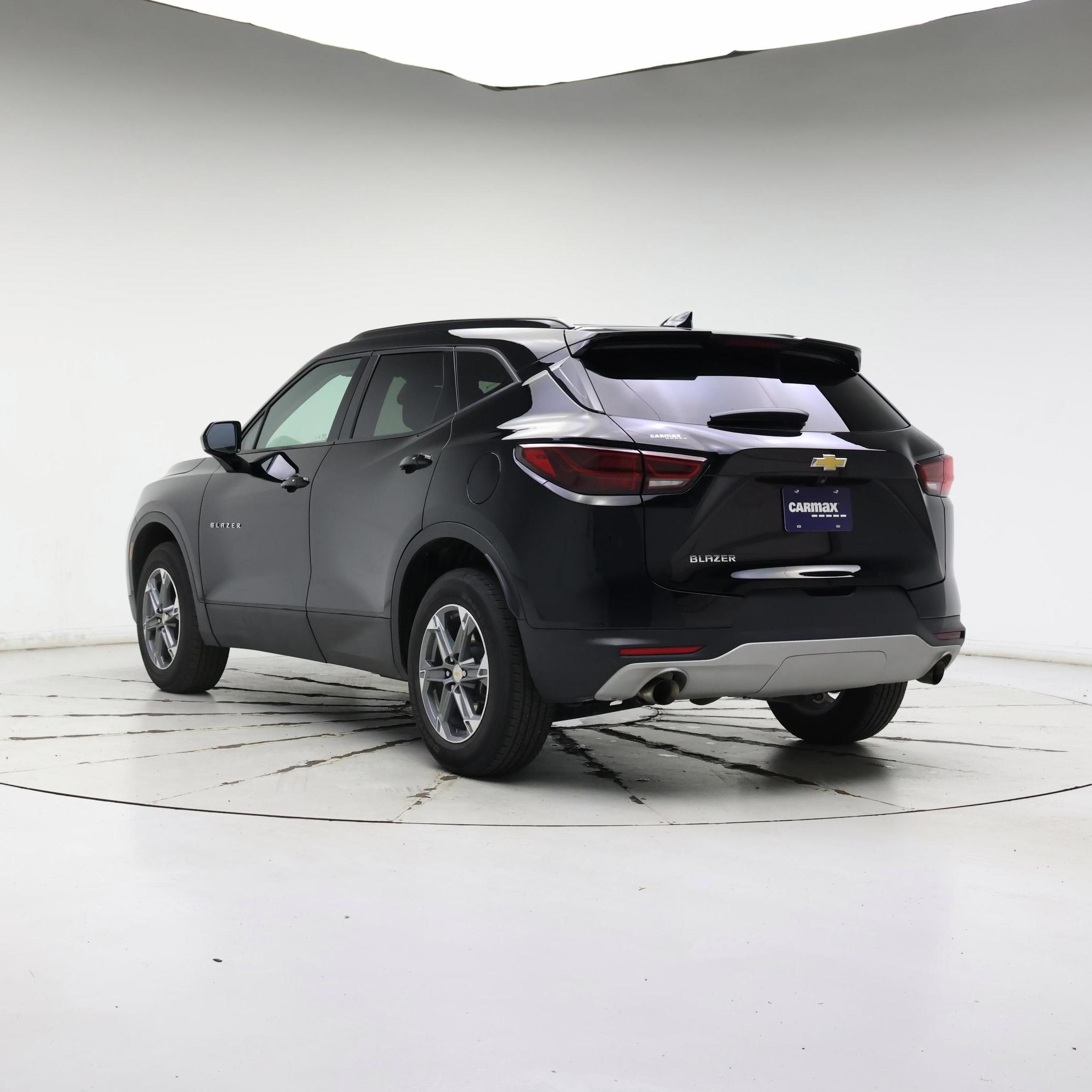 Thumbnail: 2023 Chevrolet Blazer - 2