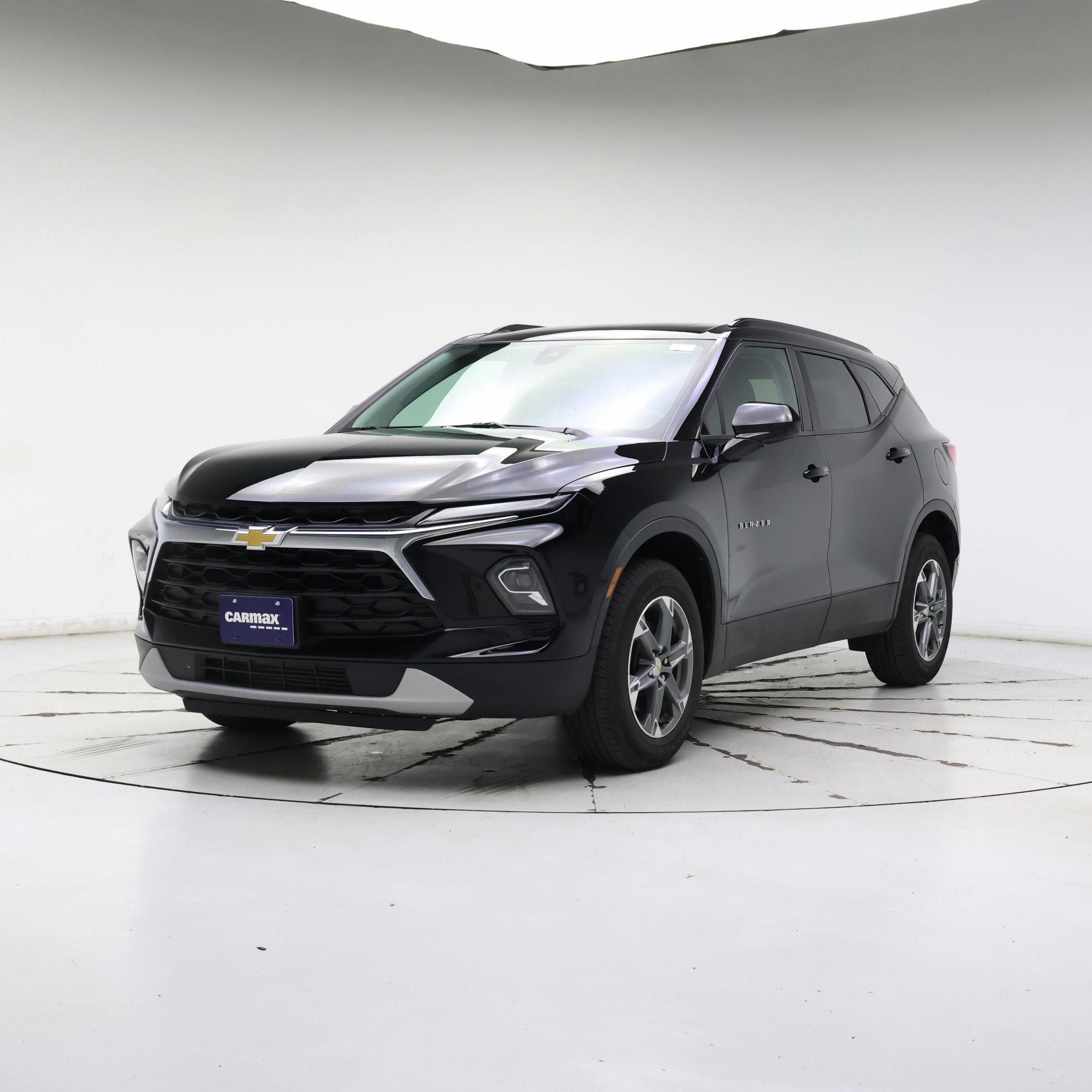 Thumbnail: 2023 Chevrolet Blazer - 4