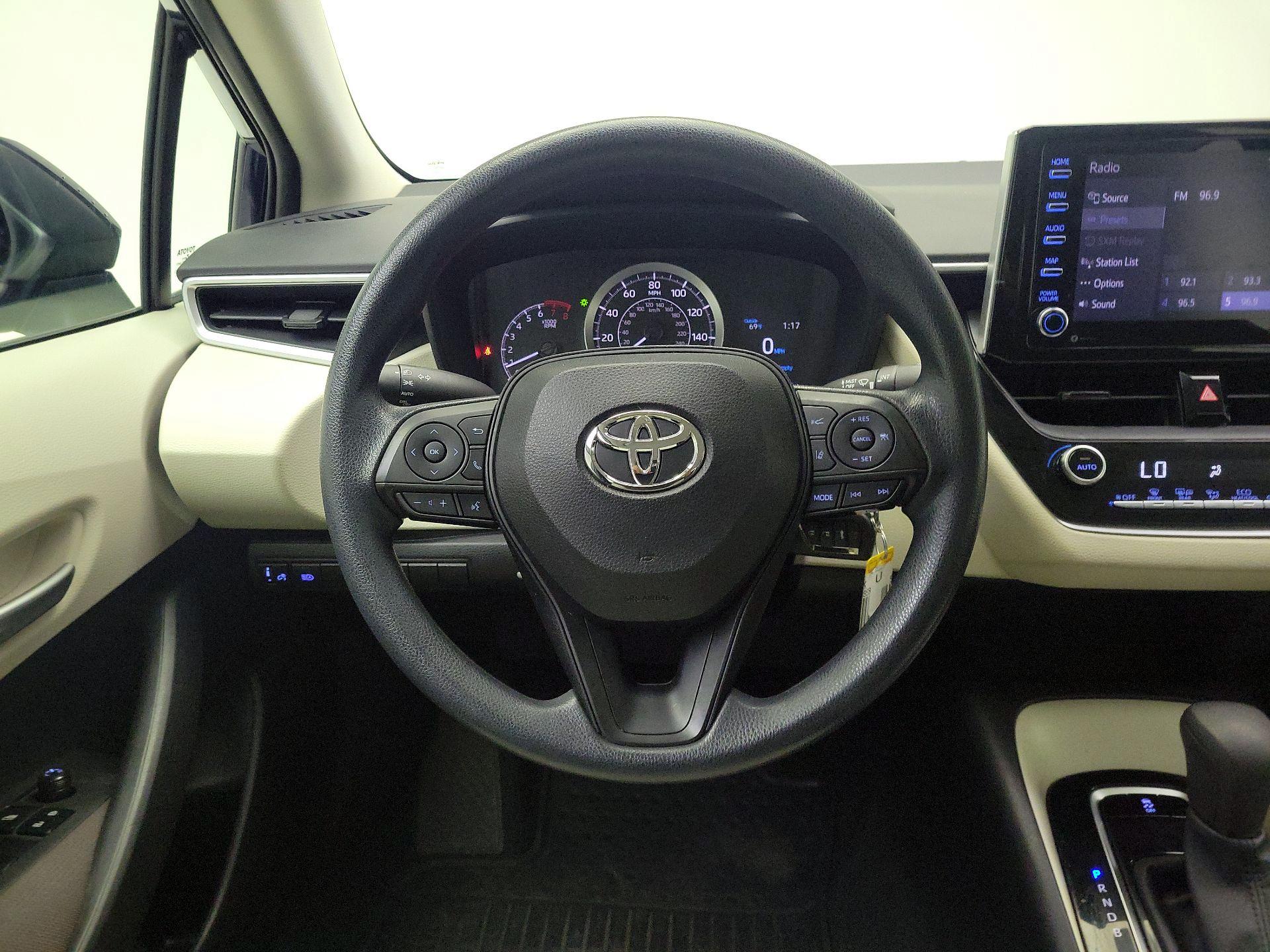 Thumbnail: 2021 Toyota Corolla - 10