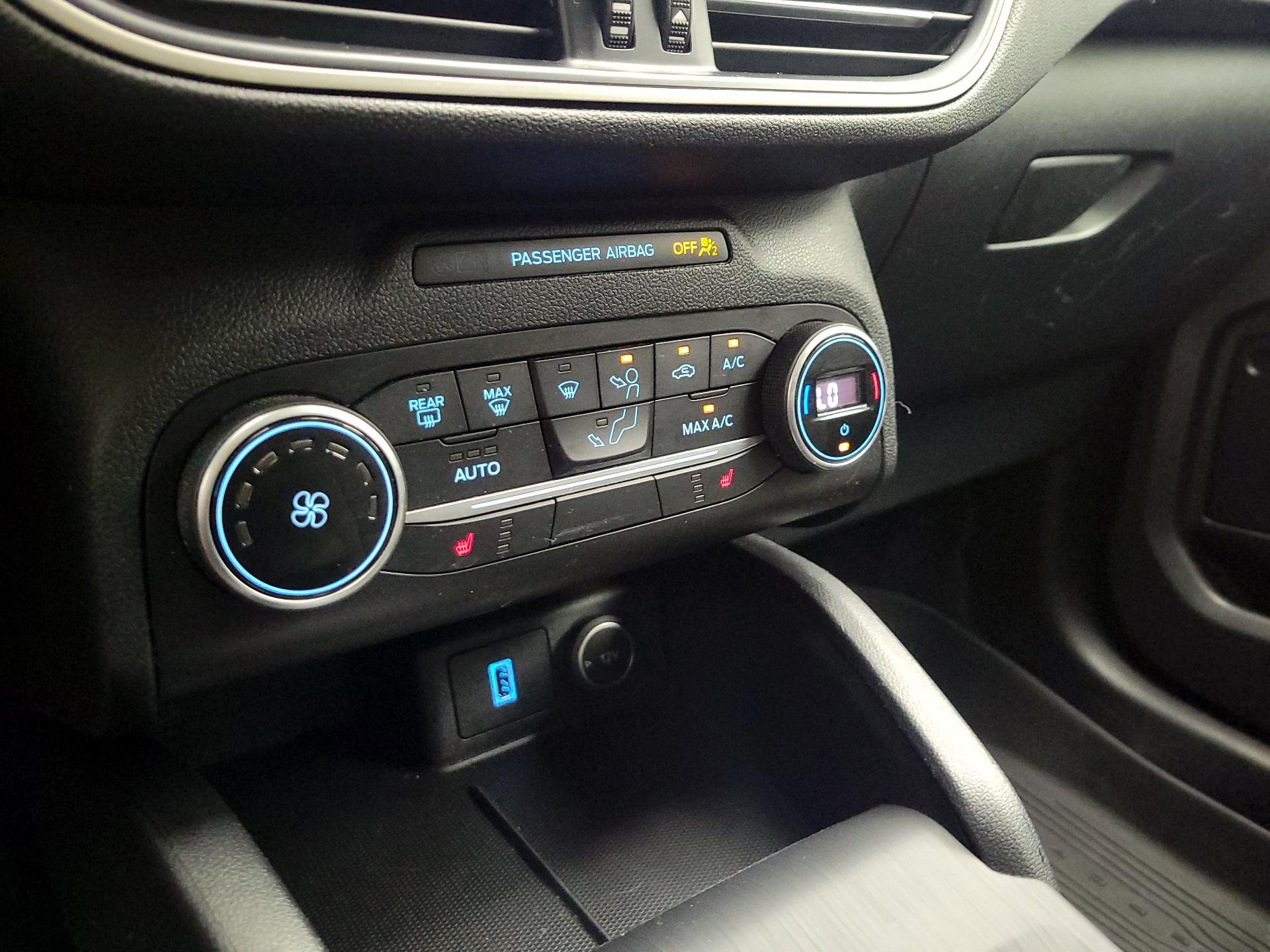 Thumbnail: 2020 Ford Escape - 15