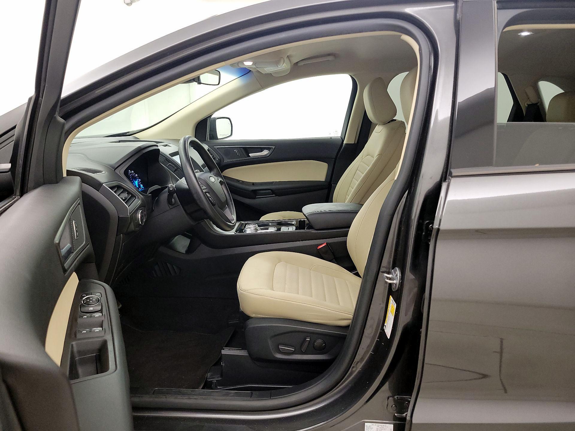 Thumbnail: 2020 Ford Edge - 11