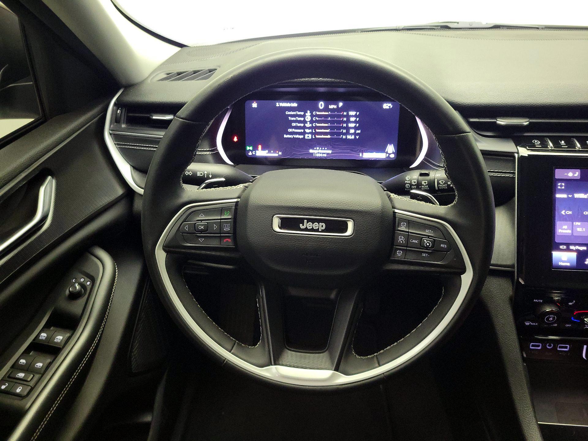 Thumbnail: 2023 Jeep Grand Cherokee - 10