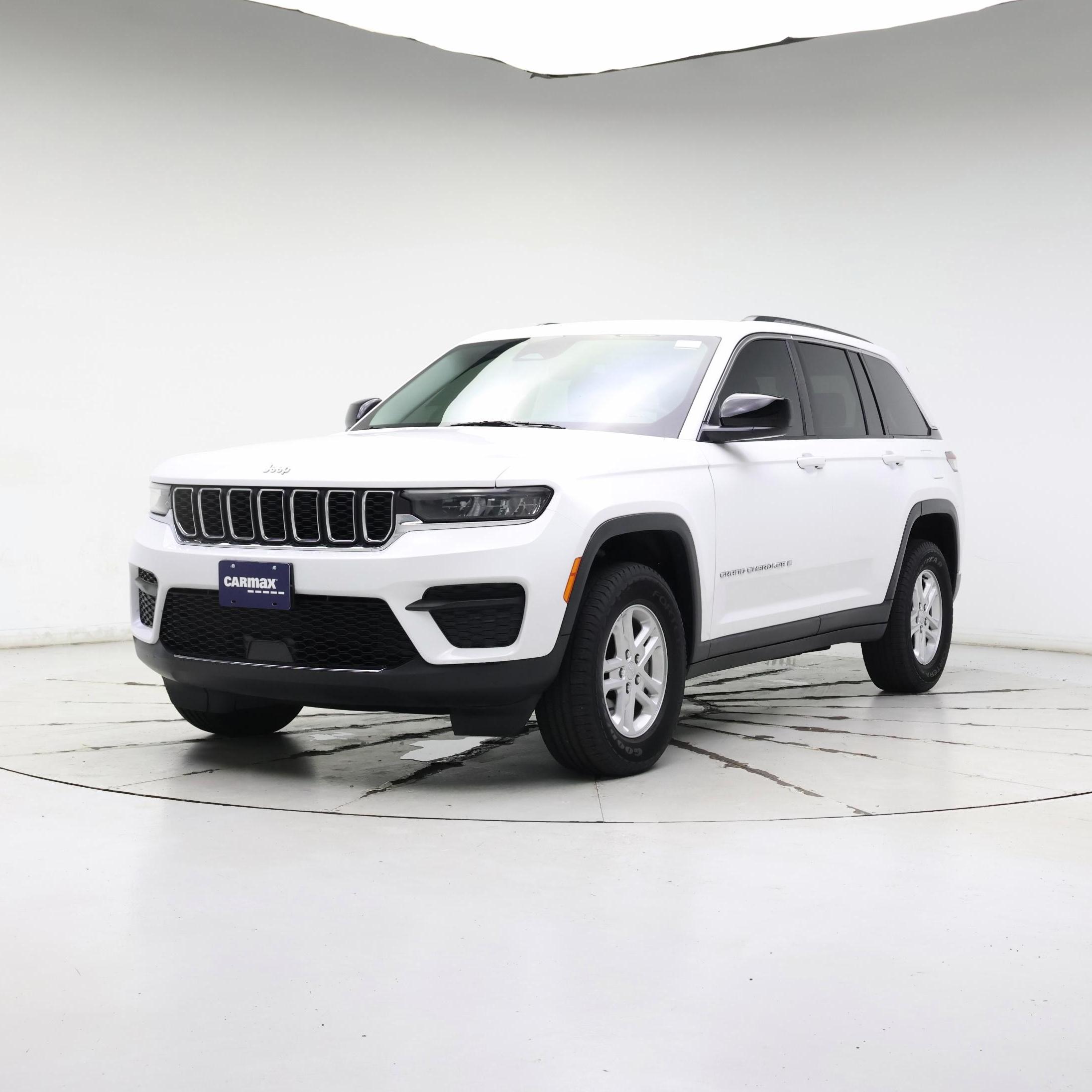 Thumbnail: 2023 Jeep Grand Cherokee - 4