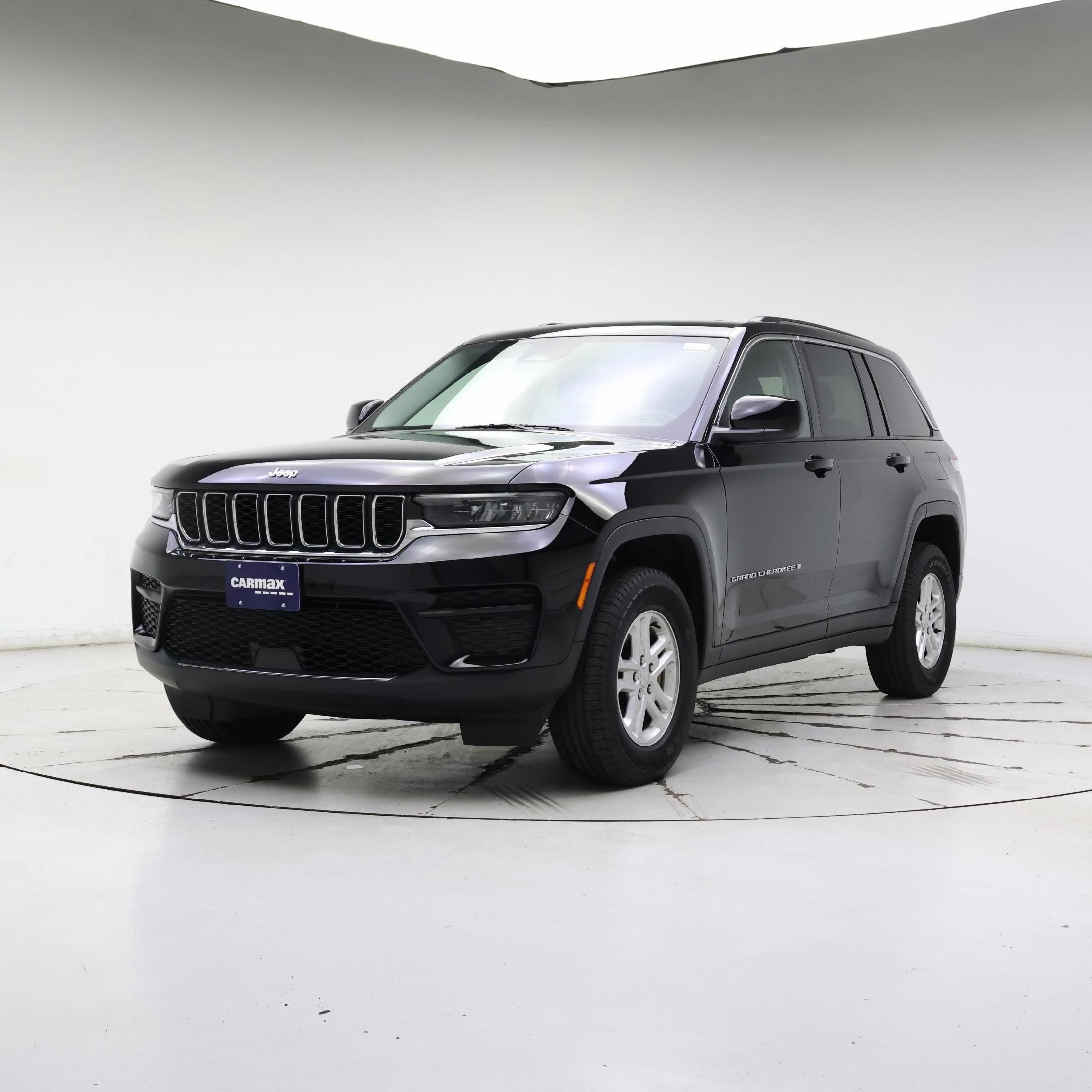 Thumbnail: 2023 Jeep Grand Cherokee - 4