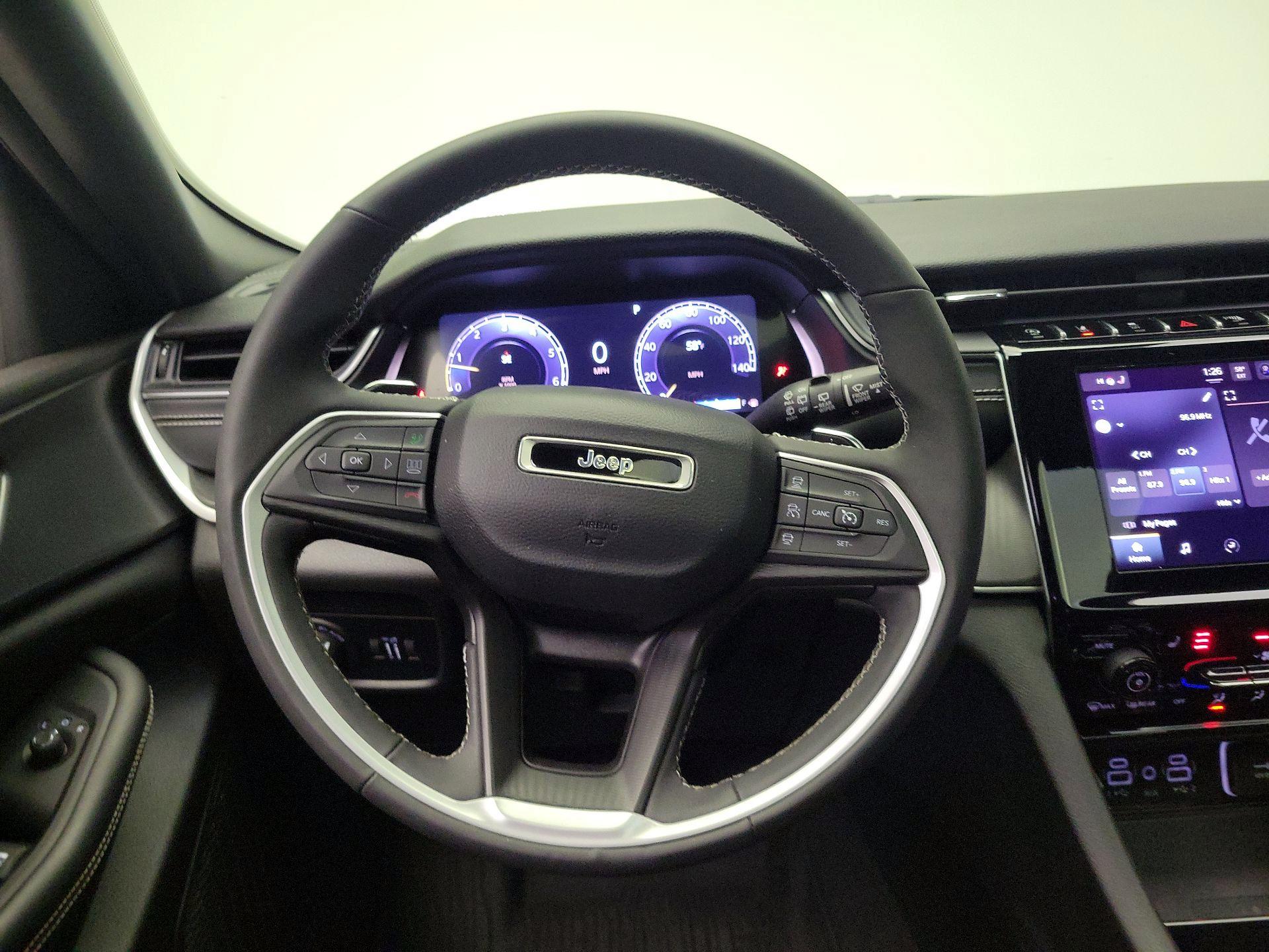 Thumbnail: 2023 Jeep Grand Cherokee L - 10