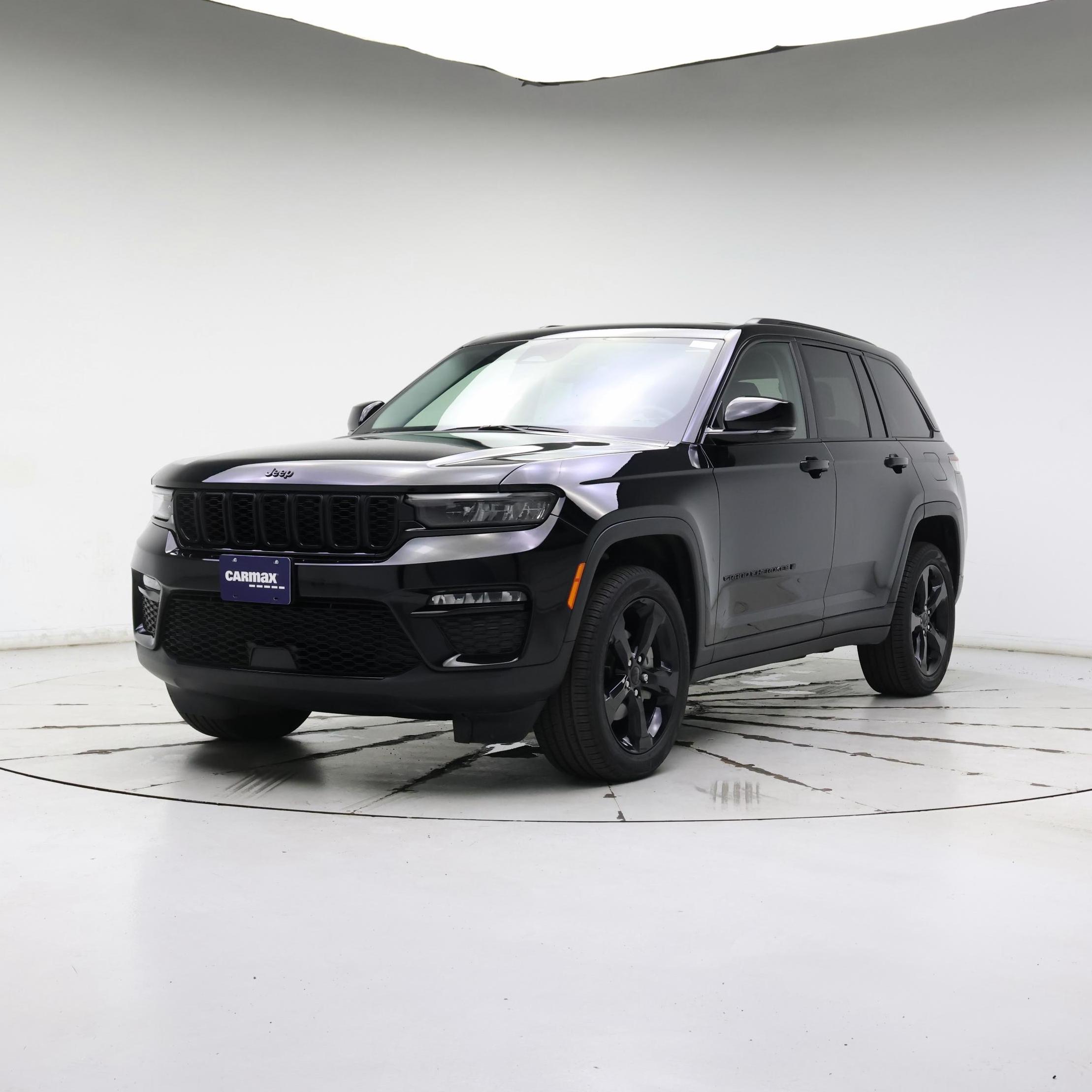 Thumbnail: 2023 Jeep Grand Cherokee - 4