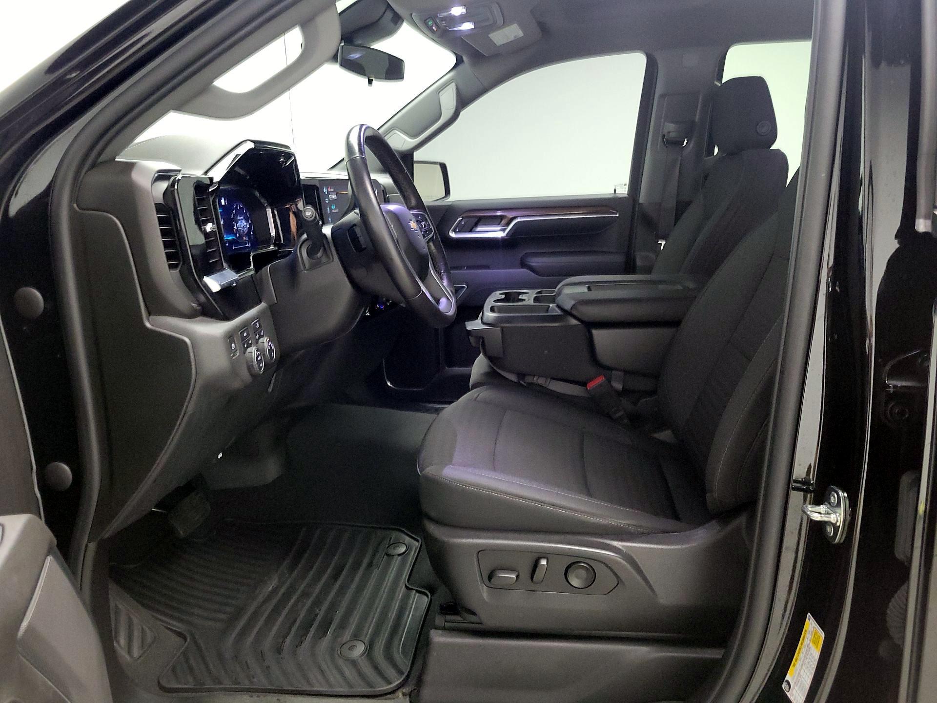 Thumbnail: 2022 Chevrolet Silverado 1500 - 11