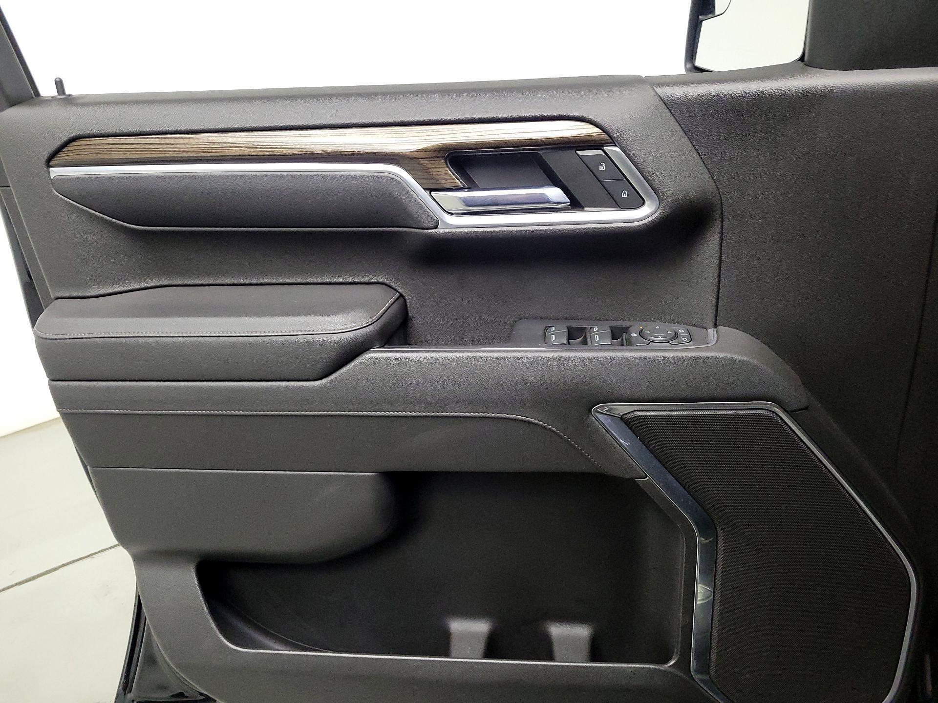 Thumbnail: 2022 Chevrolet Silverado 1500 - 12