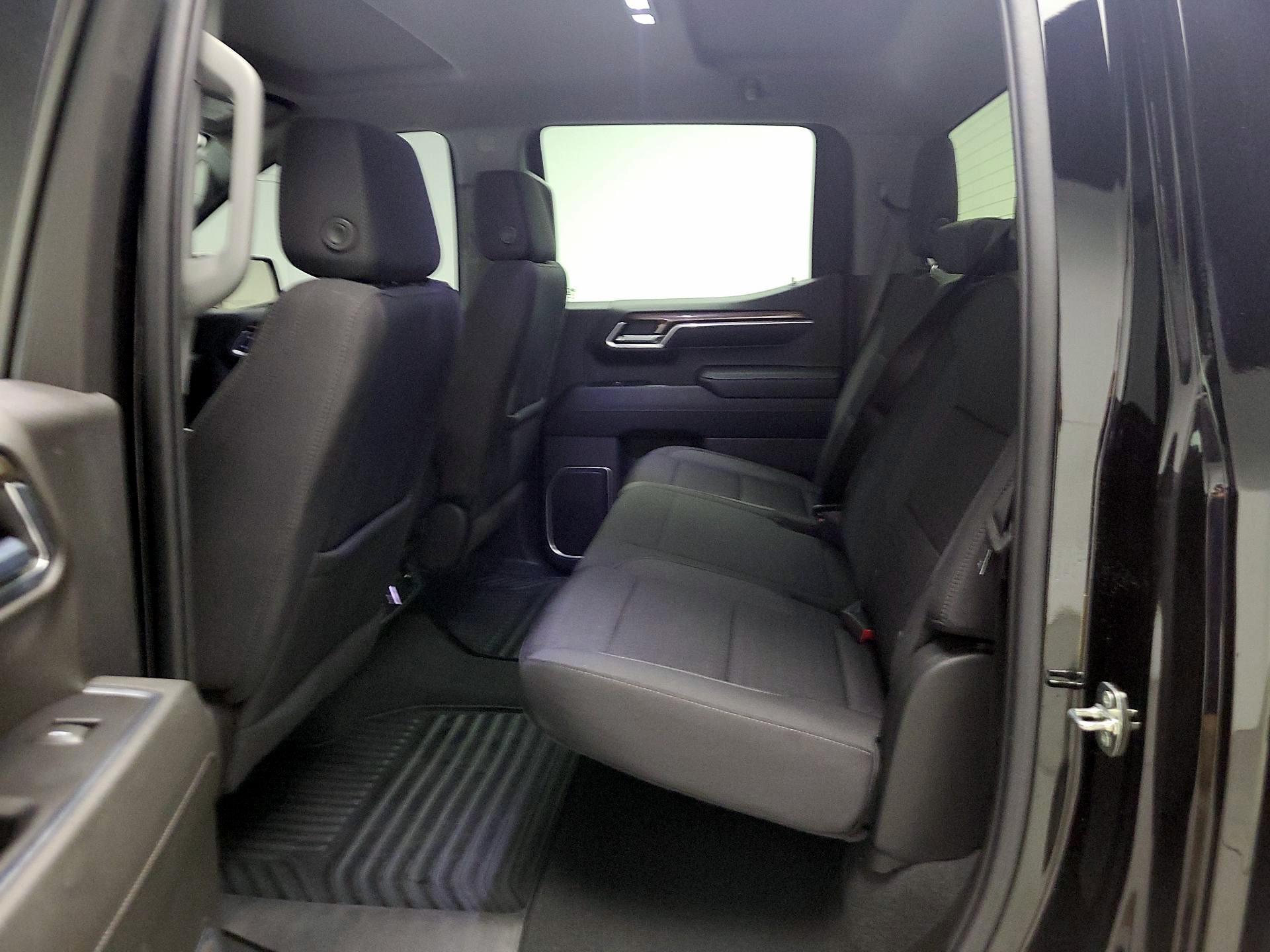 Thumbnail: 2022 Chevrolet Silverado 1500 - 20