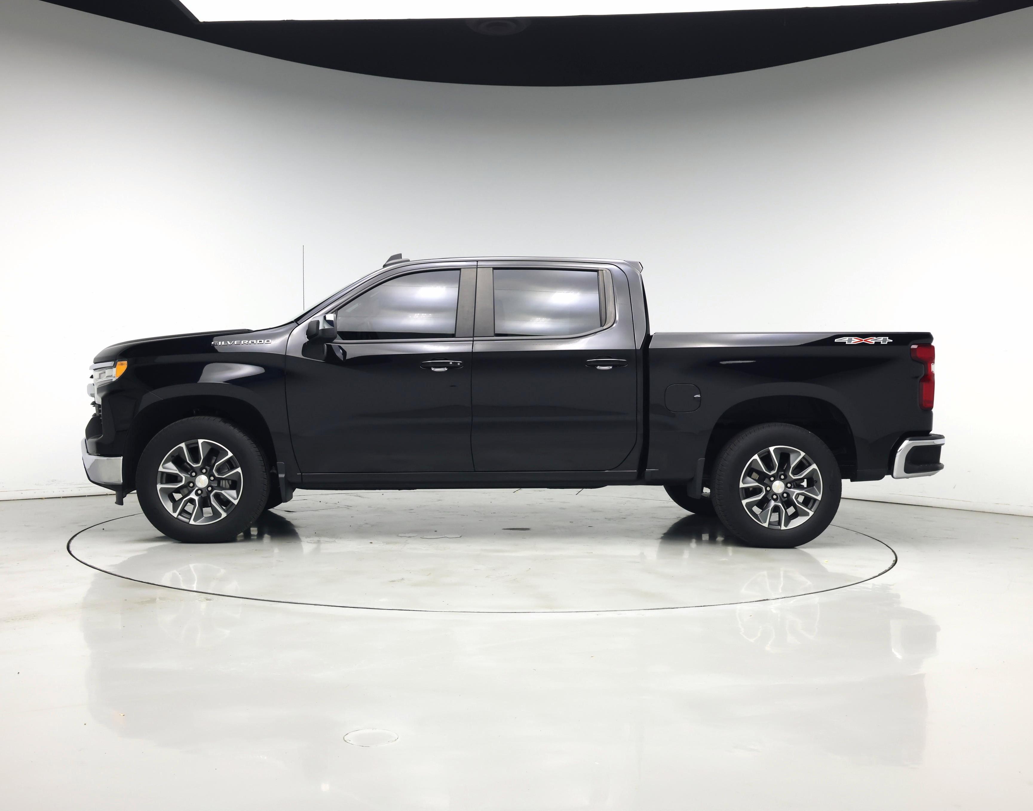 Thumbnail: 2022 Chevrolet Silverado 1500 - 3
