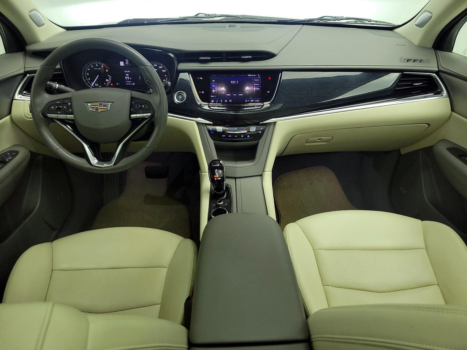 Thumbnail: 2023 Cadillac XT6 - 9