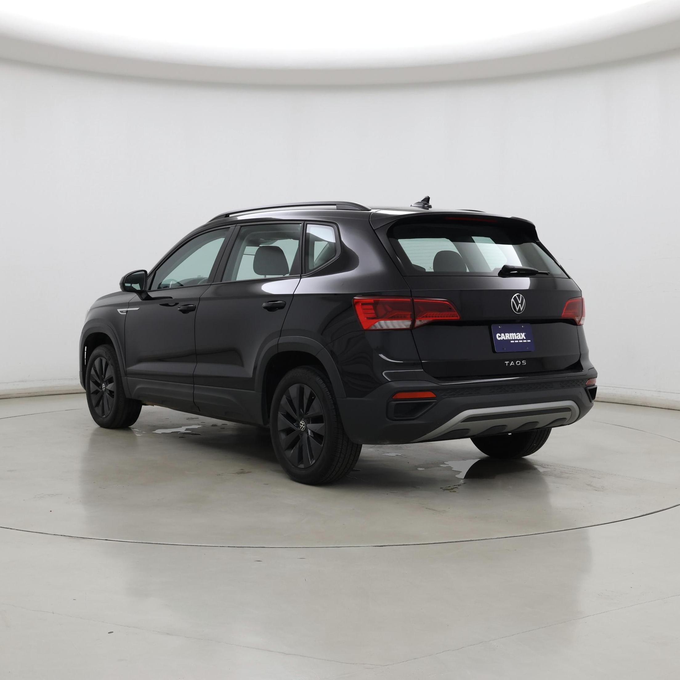 Thumbnail: 2022 Volkswagen Taos - 2