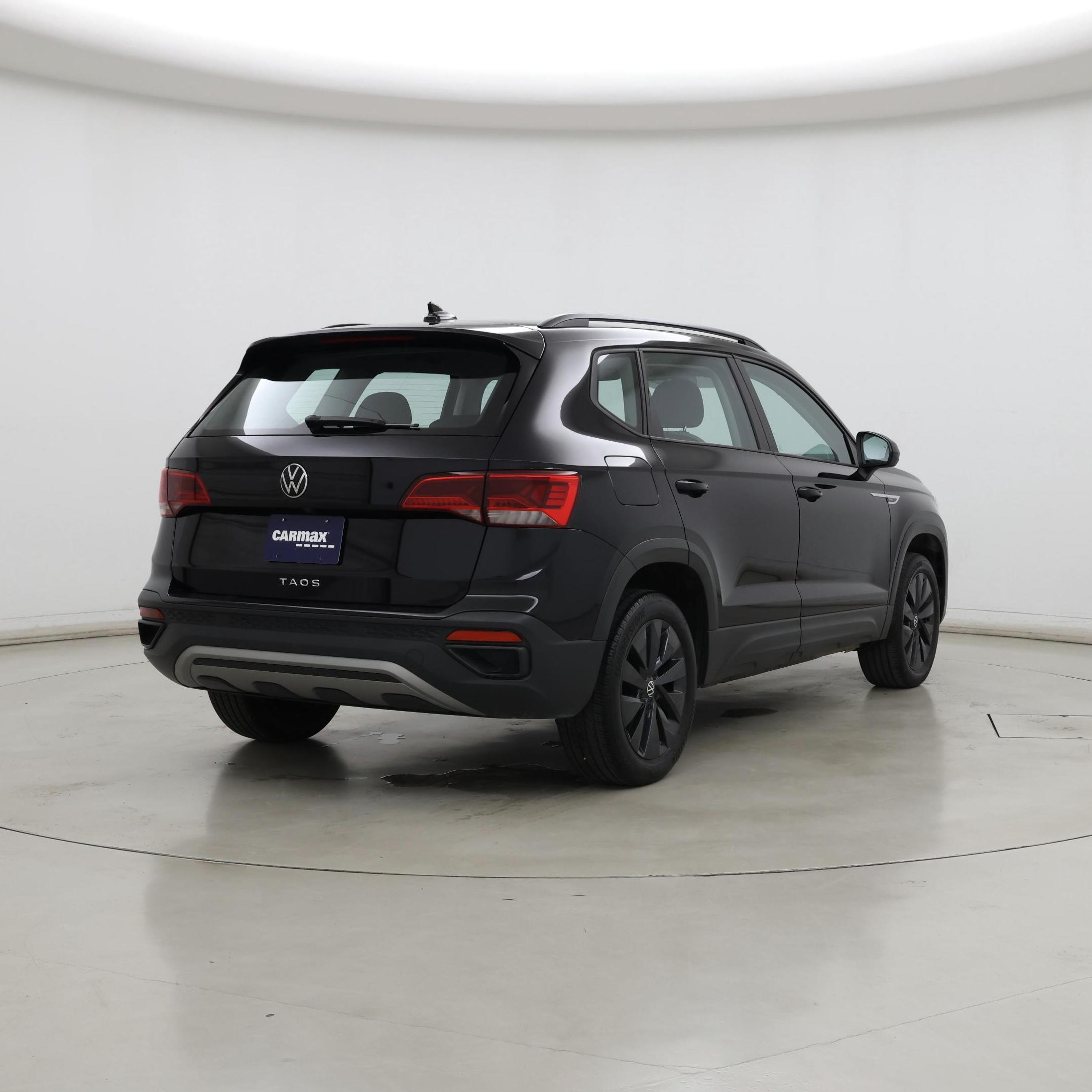 Thumbnail: 2022 Volkswagen Taos - 8