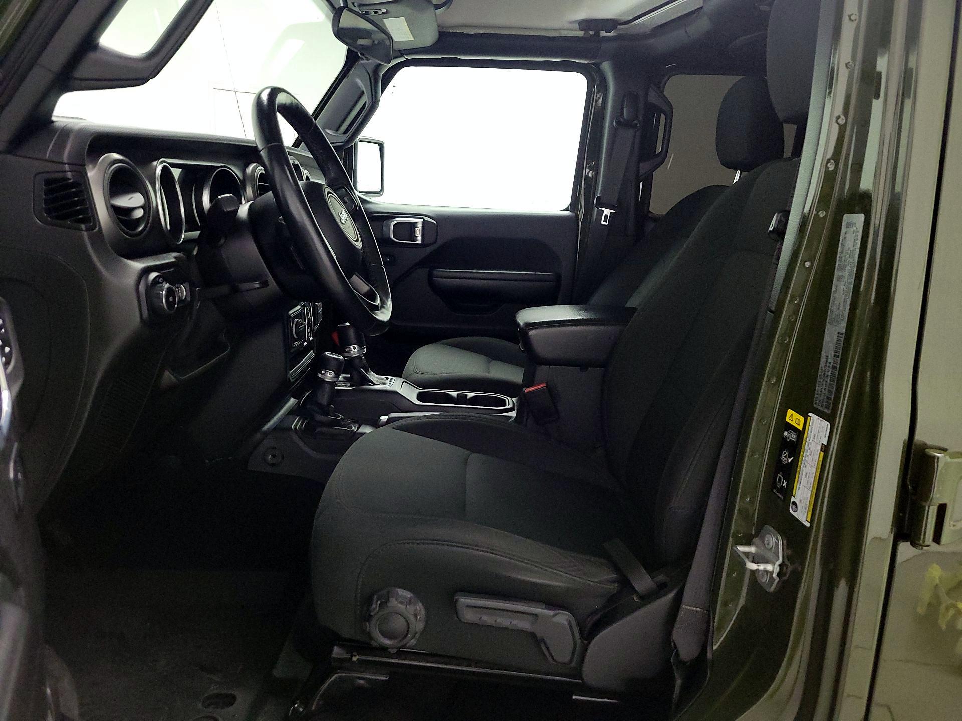 Thumbnail: 2021 Jeep Wrangler - 11