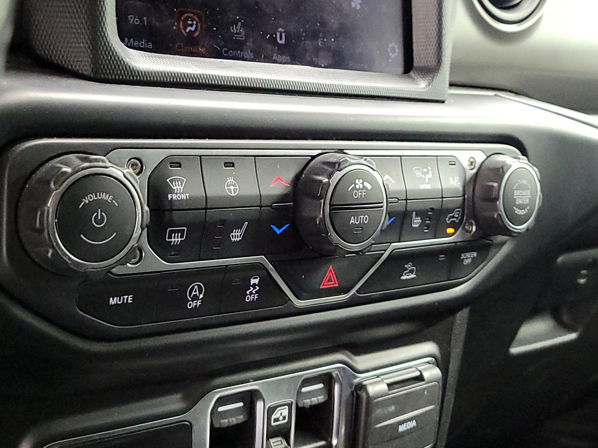 Thumbnail: 2021 Jeep Wrangler - 16