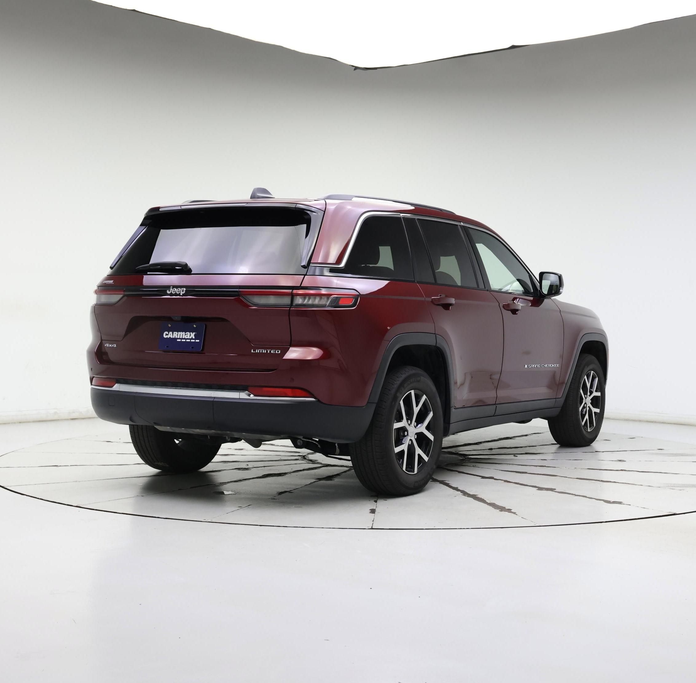 Thumbnail: 2023 Jeep Grand Cherokee - 8