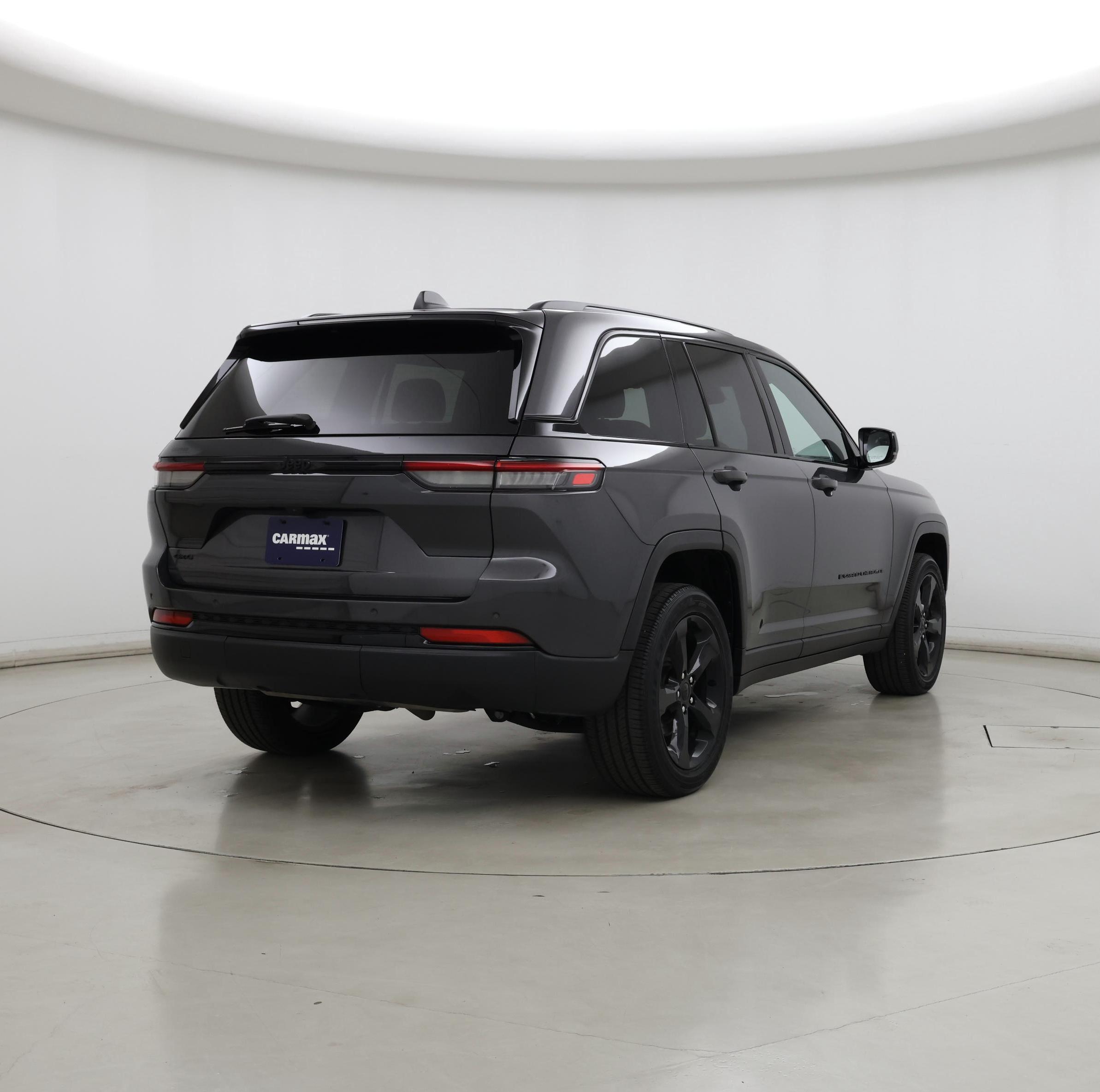 Thumbnail: 2023 Jeep Grand Cherokee - 8