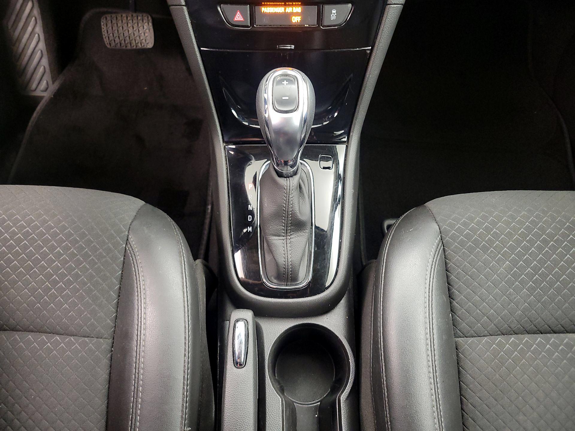 Thumbnail: 2022 Buick Encore - 17
