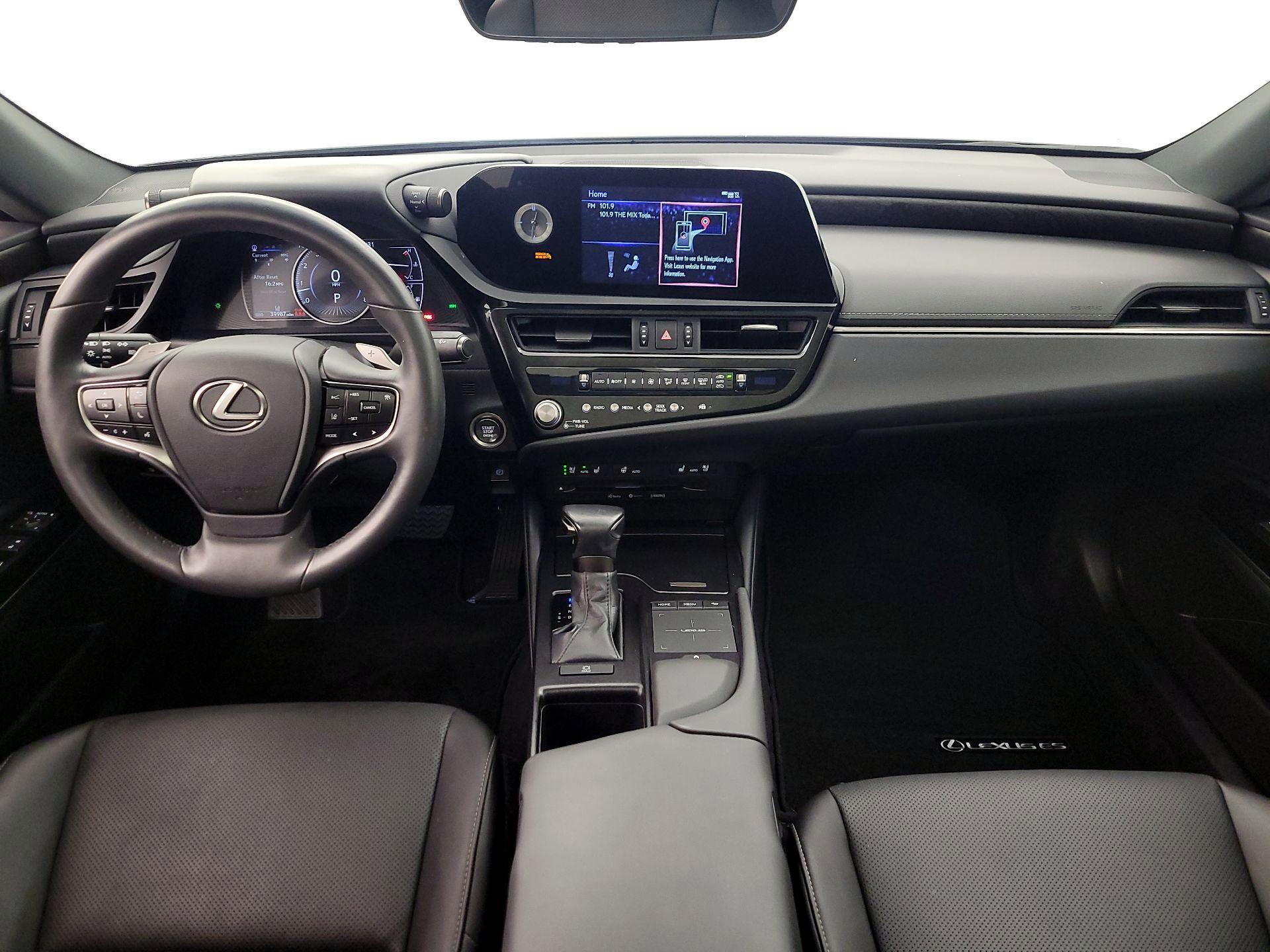 Thumbnail: 2022 Lexus ES - 9