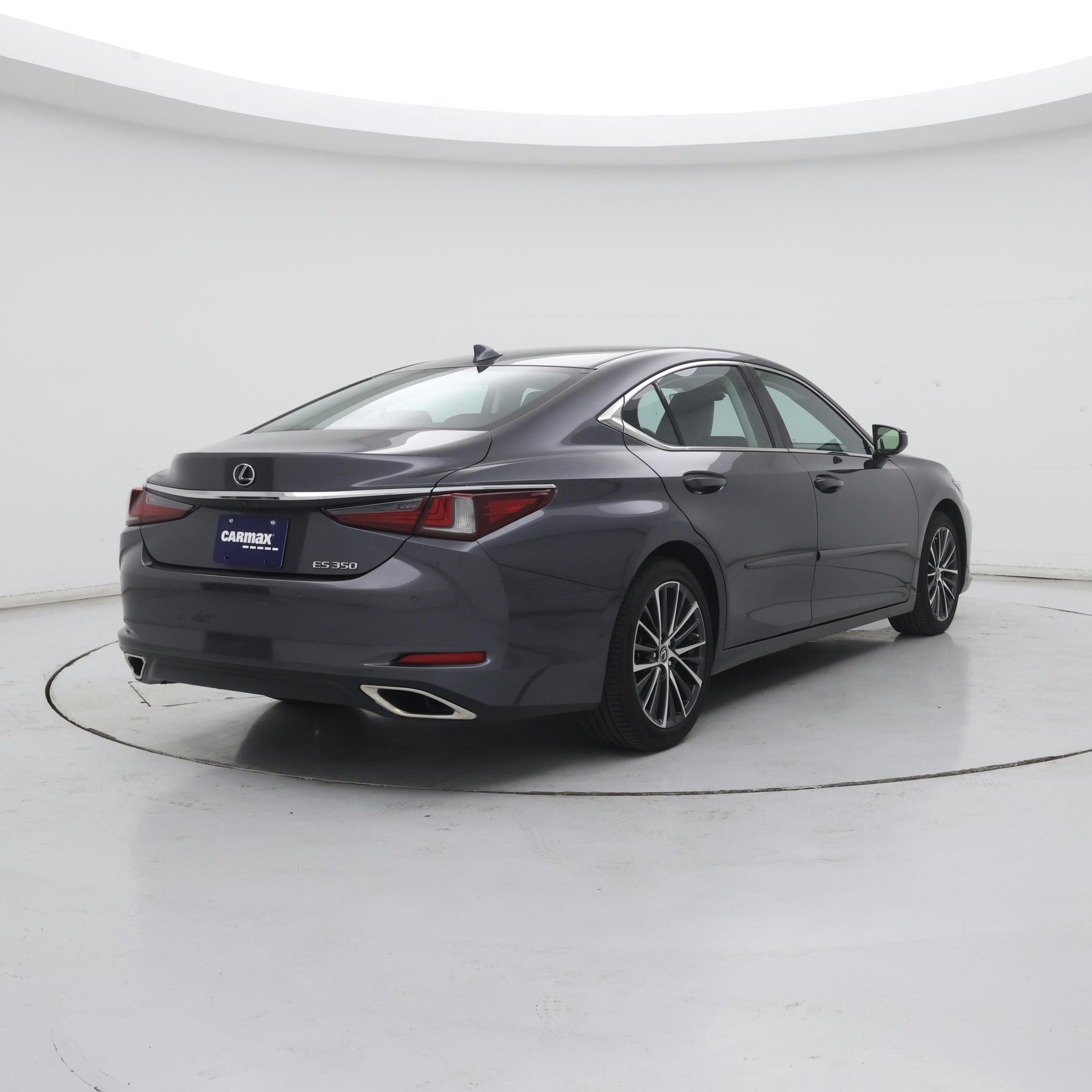 Thumbnail: 2022 Lexus ES - 8