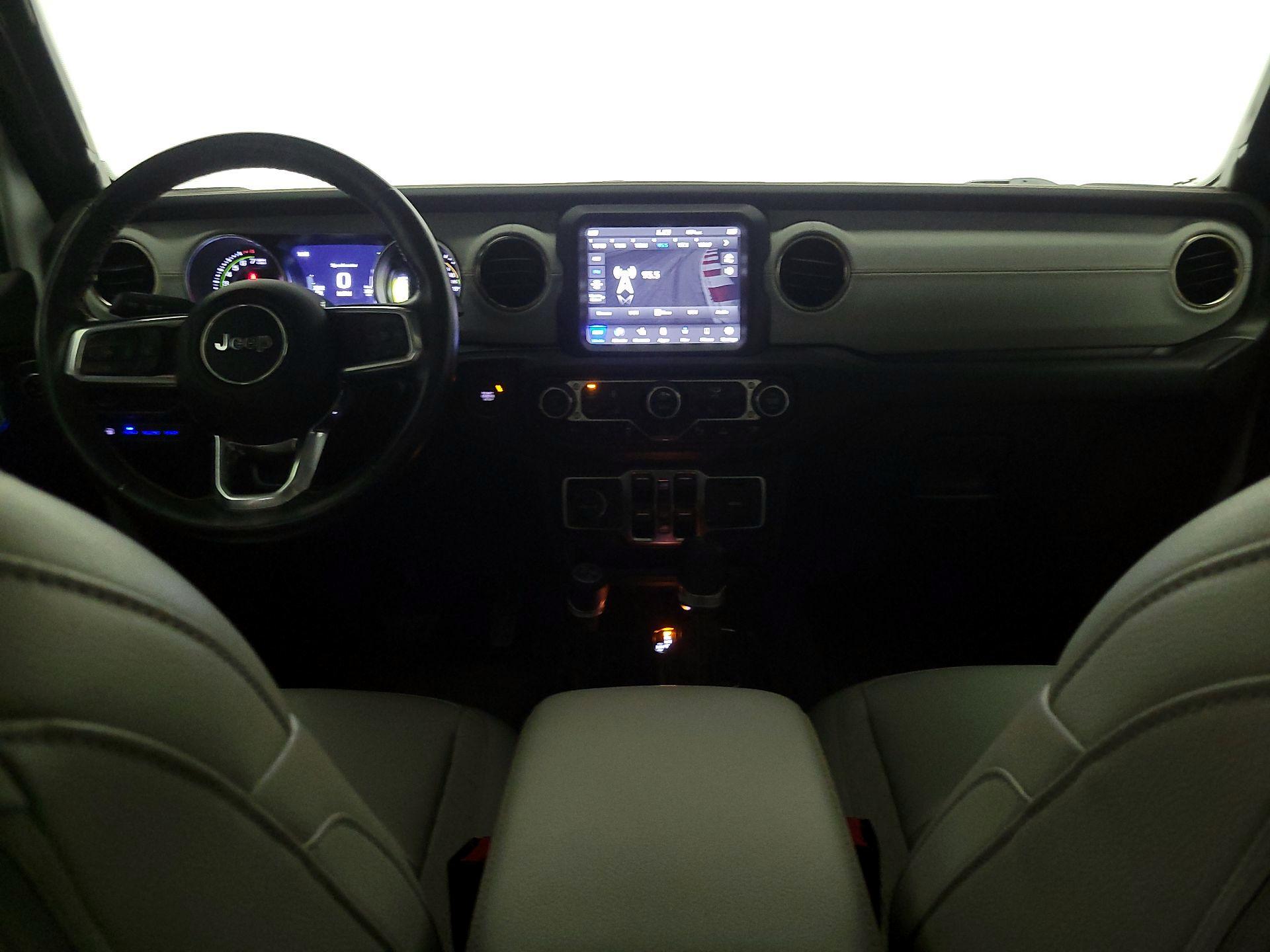 Thumbnail: 2021 Jeep Wrangler - 9