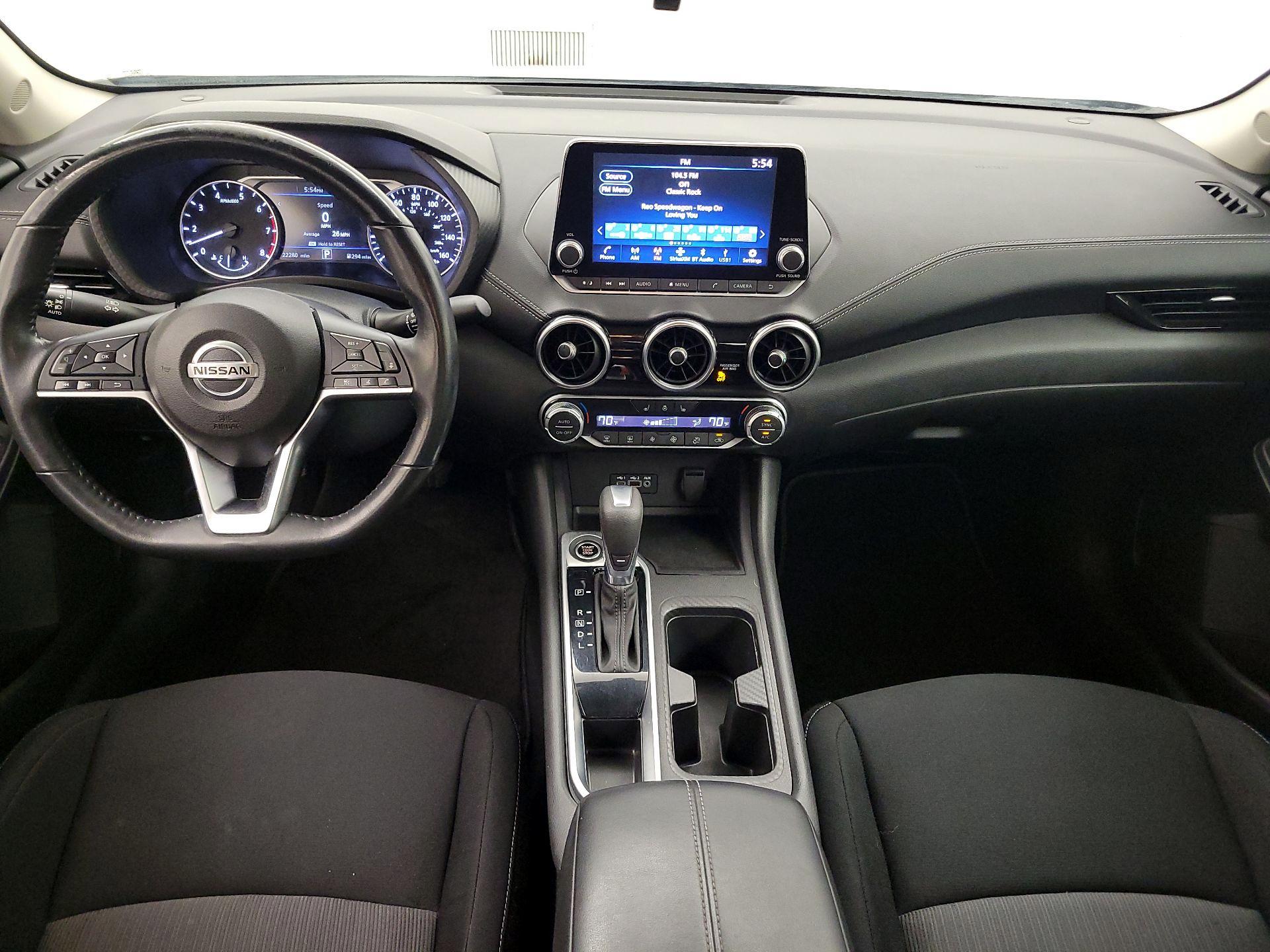 Thumbnail: 2023 Nissan Sentra - 9
