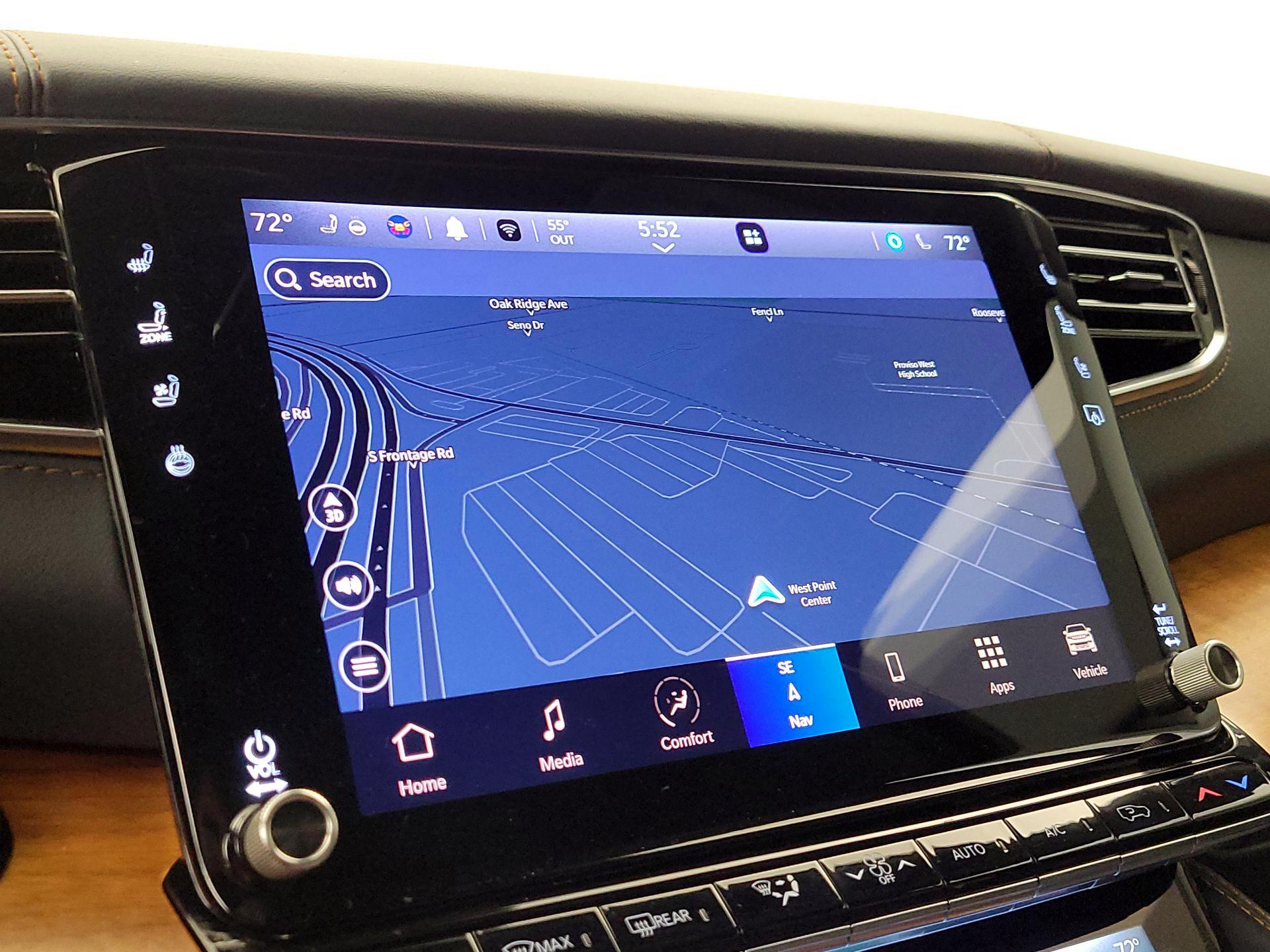 Thumbnail: 2022 Jeep Grand Wagoneer - 14