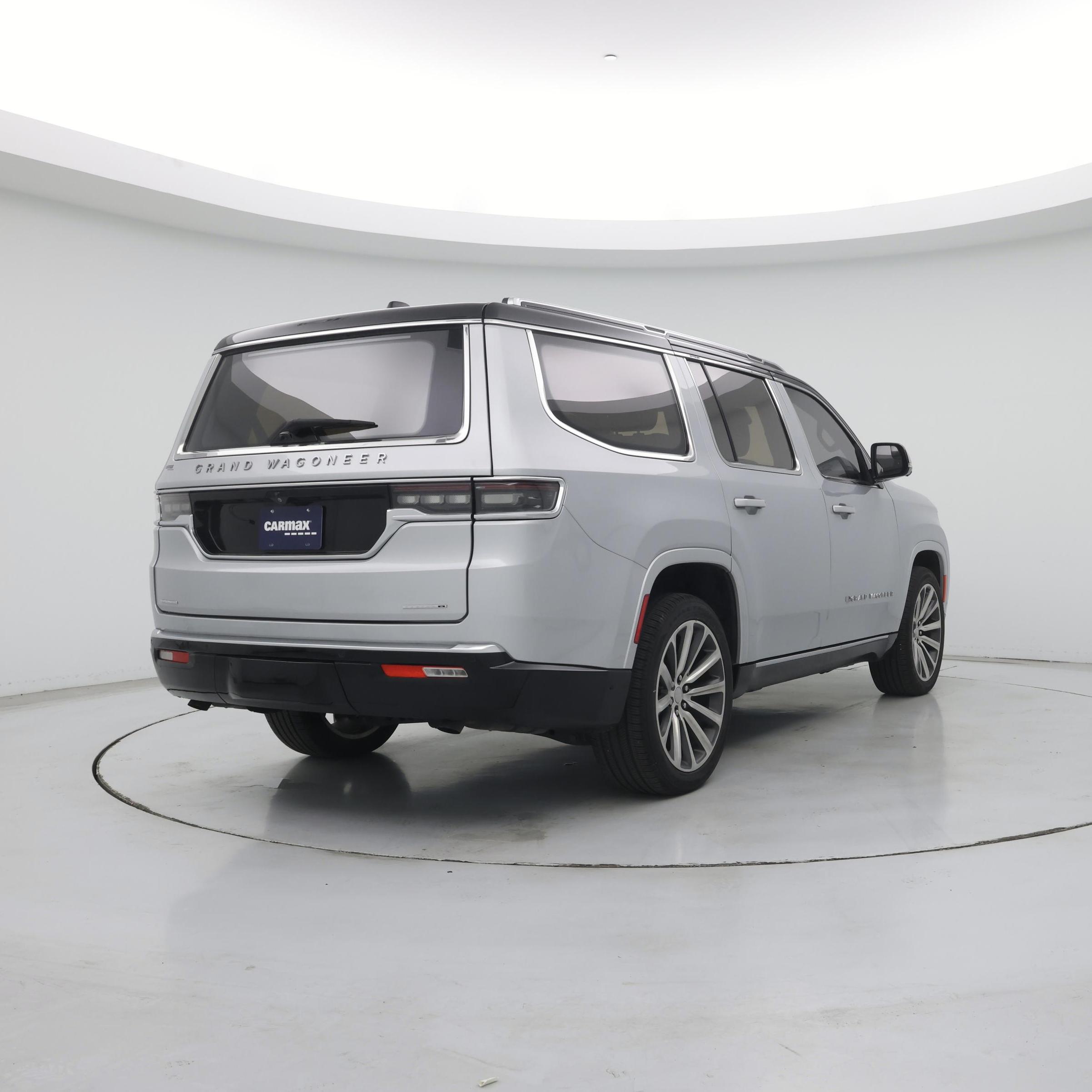 Thumbnail: 2022 Jeep Grand Wagoneer - 8