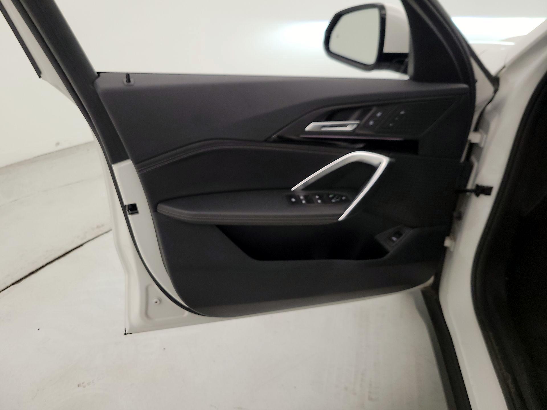 Thumbnail: 2023 BMW X1 - 12