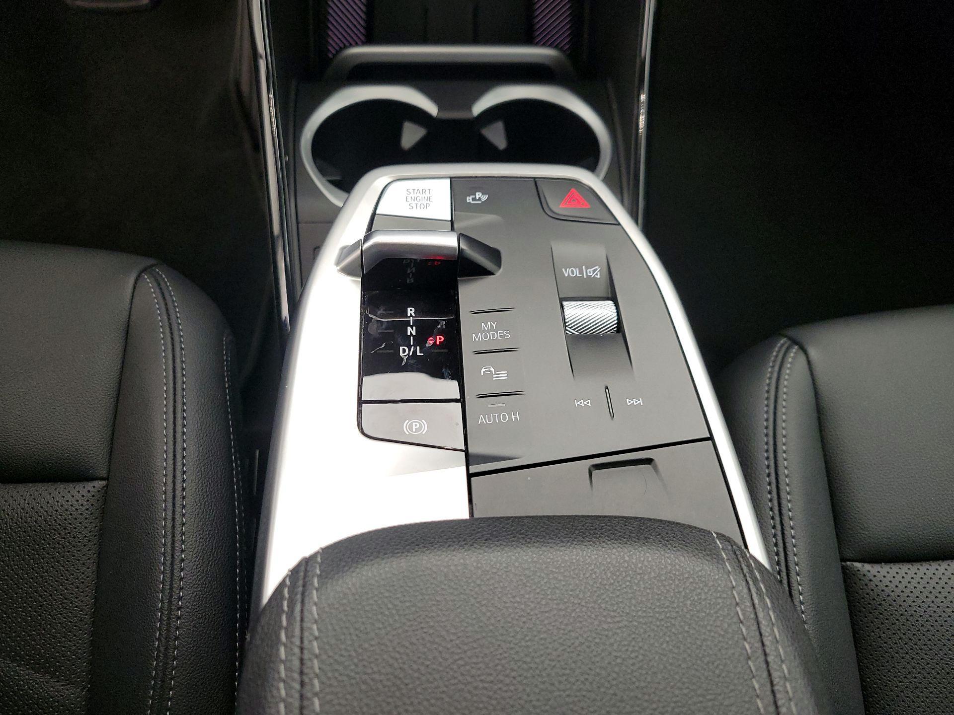 Thumbnail: 2023 BMW X1 - 18