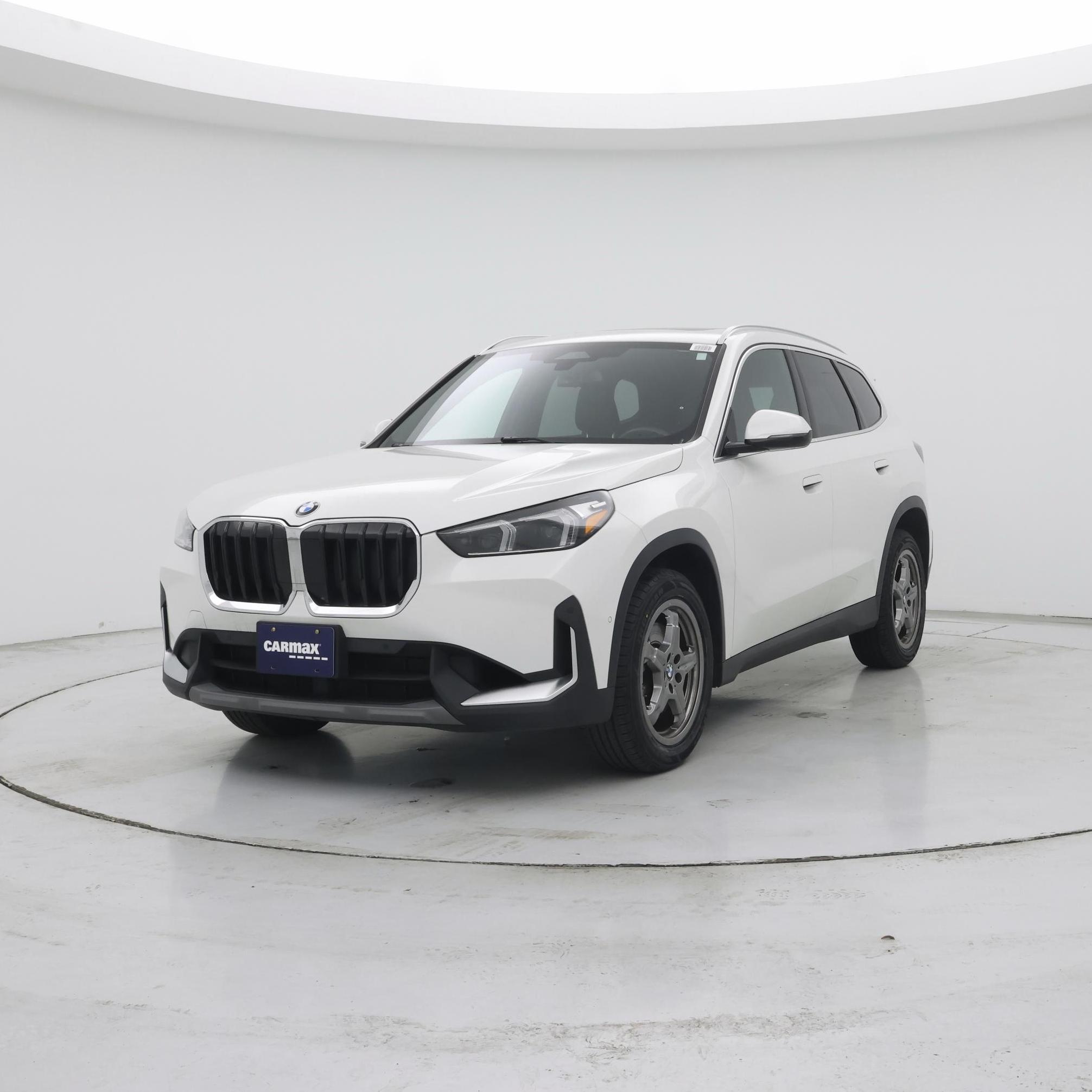Thumbnail: 2023 BMW X1 - 4