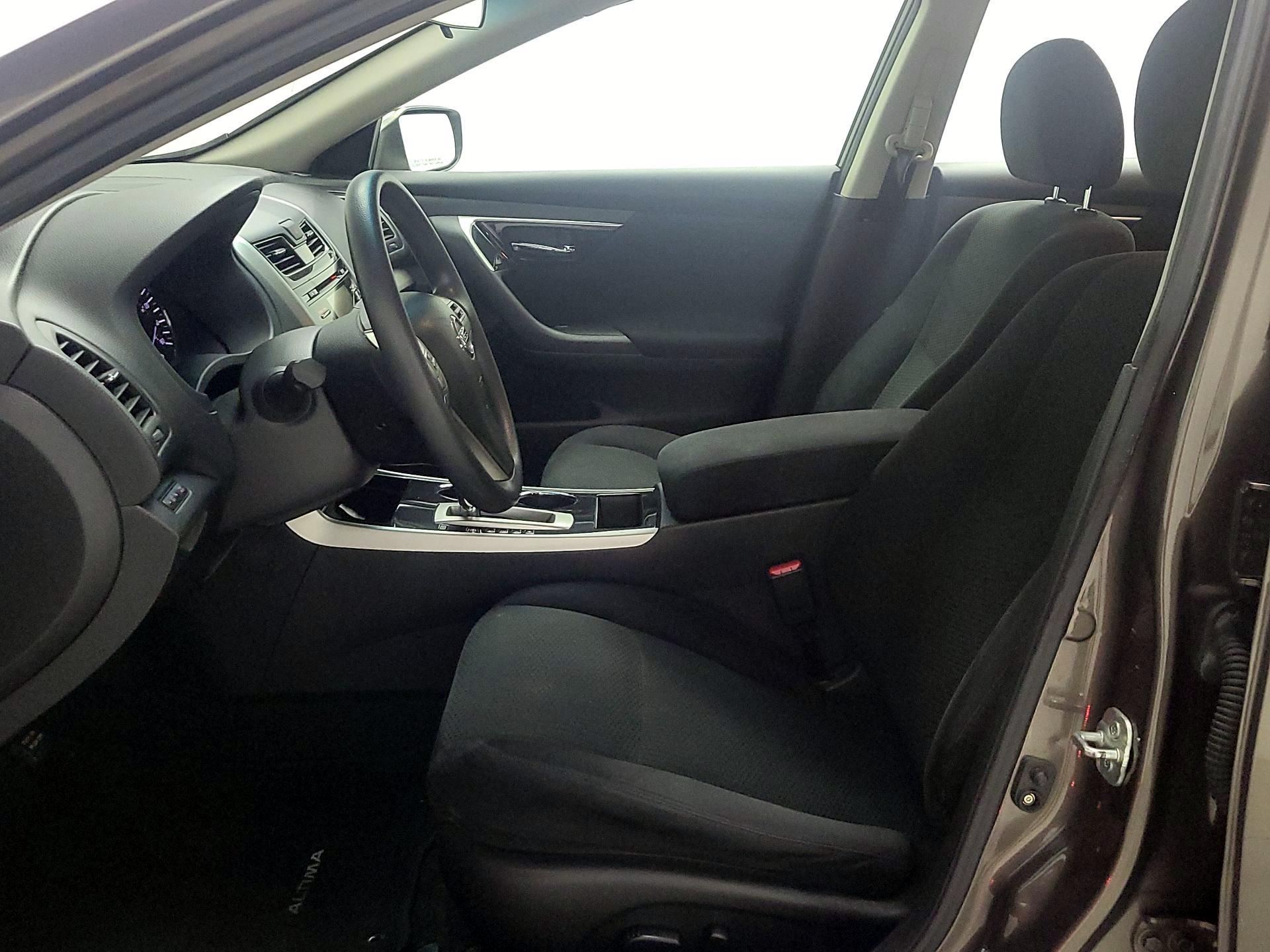 Thumbnail: 2014 Nissan Altima - 11