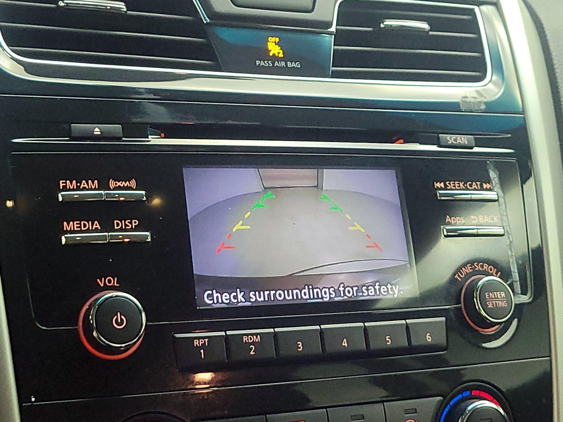 Thumbnail: 2014 Nissan Altima - 14