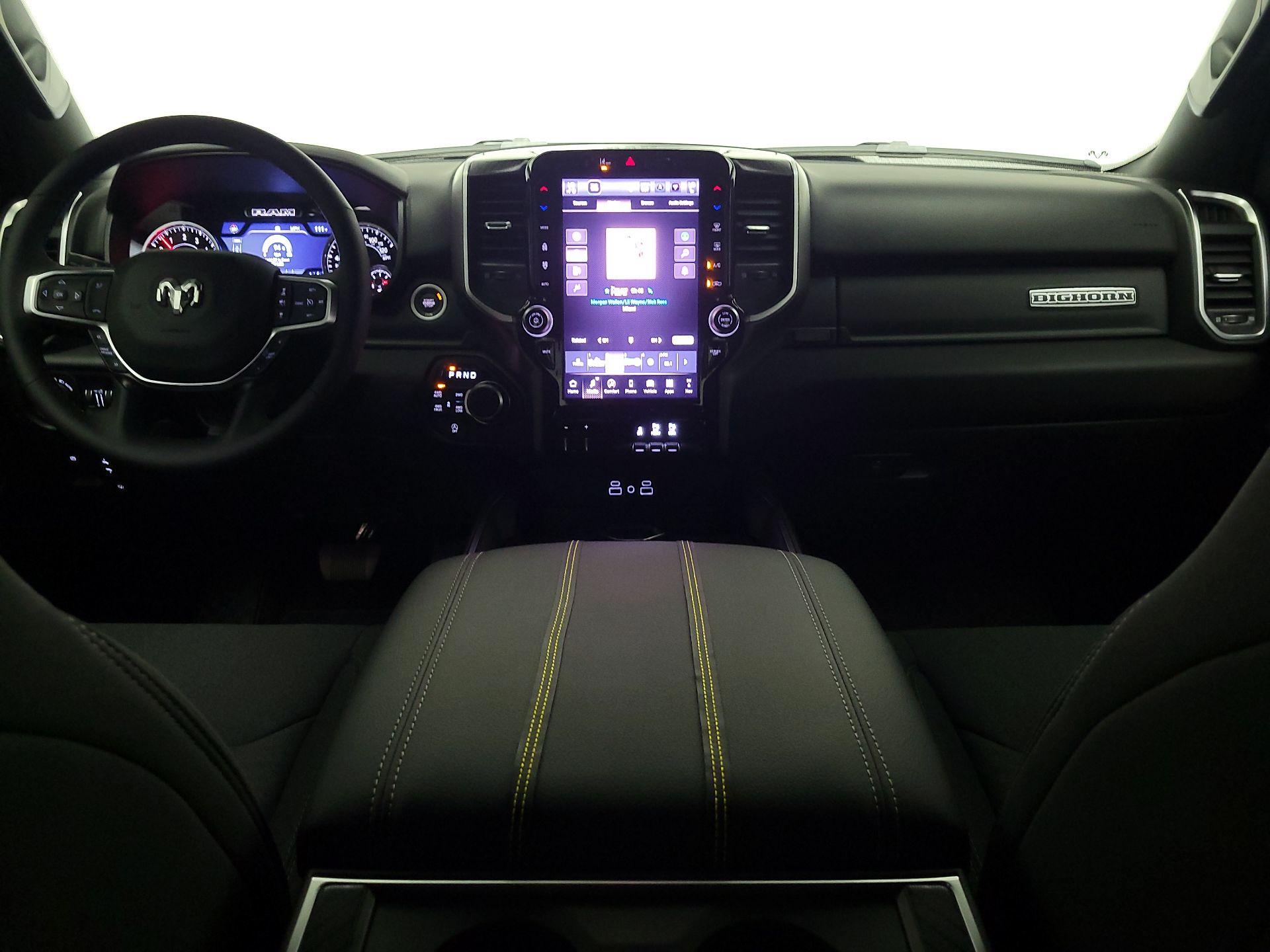 Thumbnail: 2025 RAM 1500 - 9