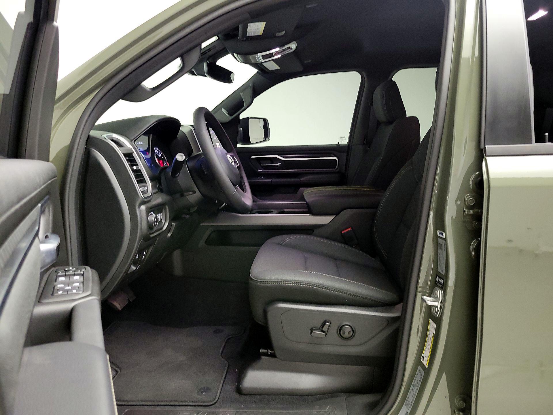 Thumbnail: 2025 RAM 1500 - 11