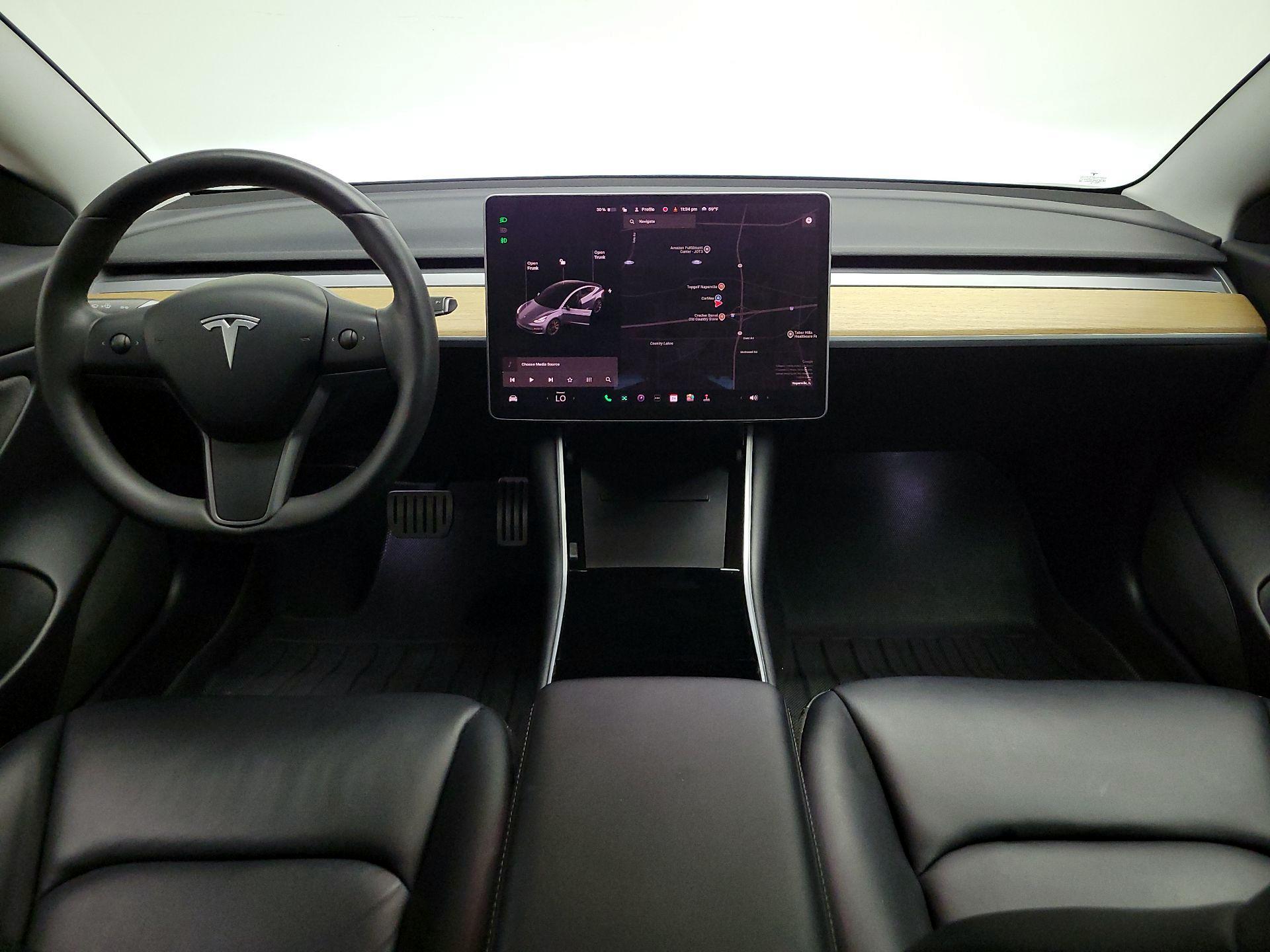 Thumbnail: 2020 Tesla Model 3 - 9