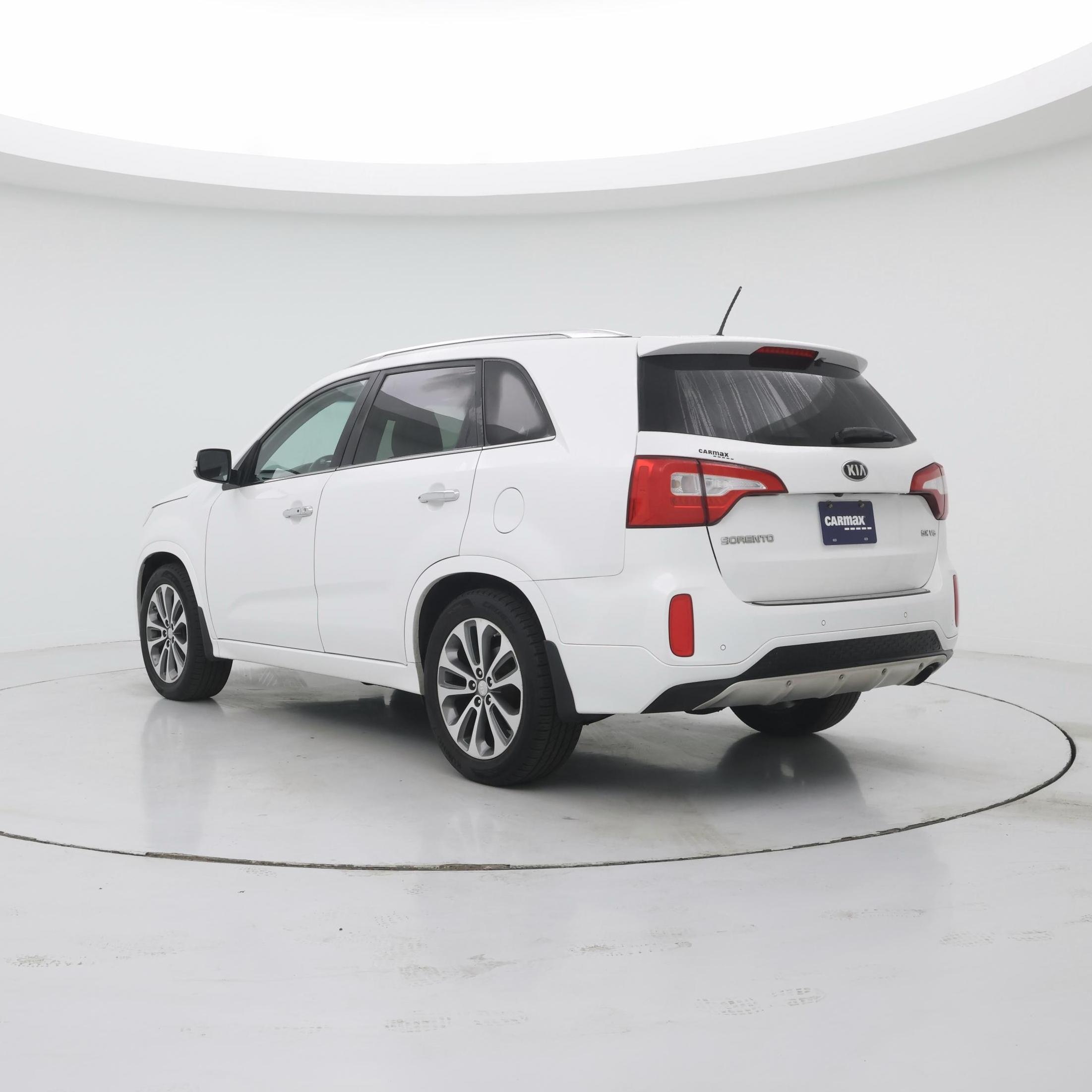 Thumbnail: 2015 Kia Sorento - 2