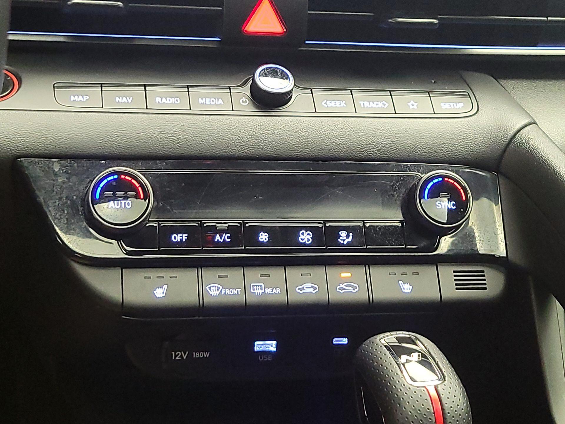 Thumbnail: 2025 Hyundai Elantra - 17