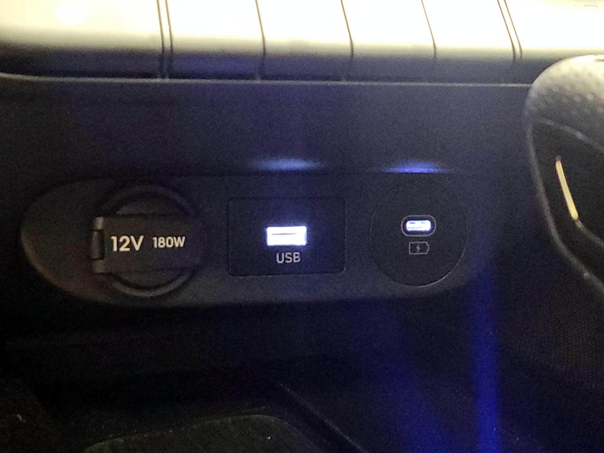 Thumbnail: 2025 Hyundai Elantra - 19