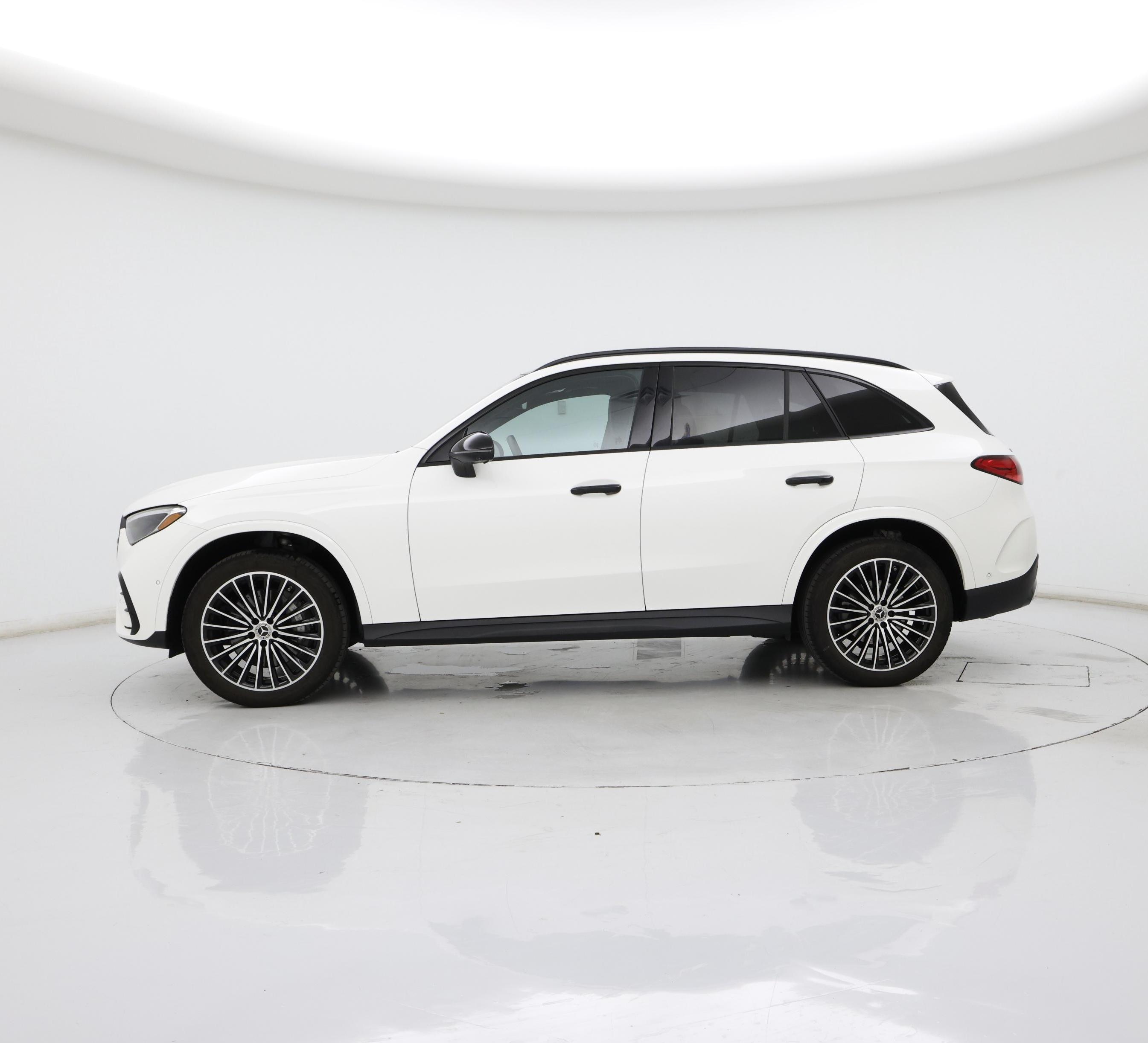 Thumbnail: 2024 Mercedes-Benz GLC - 3