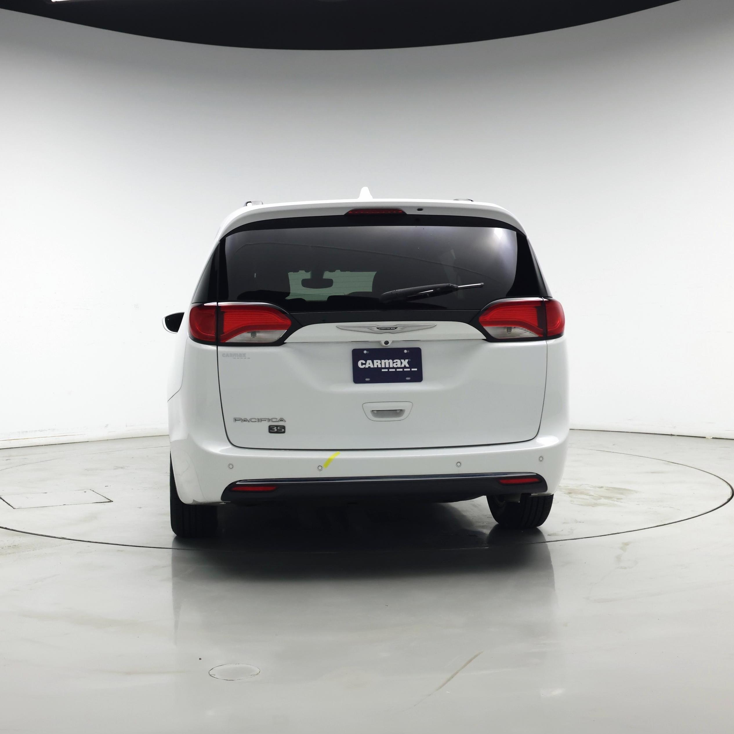 Thumbnail: 2020 Chrysler Pacifica - 6