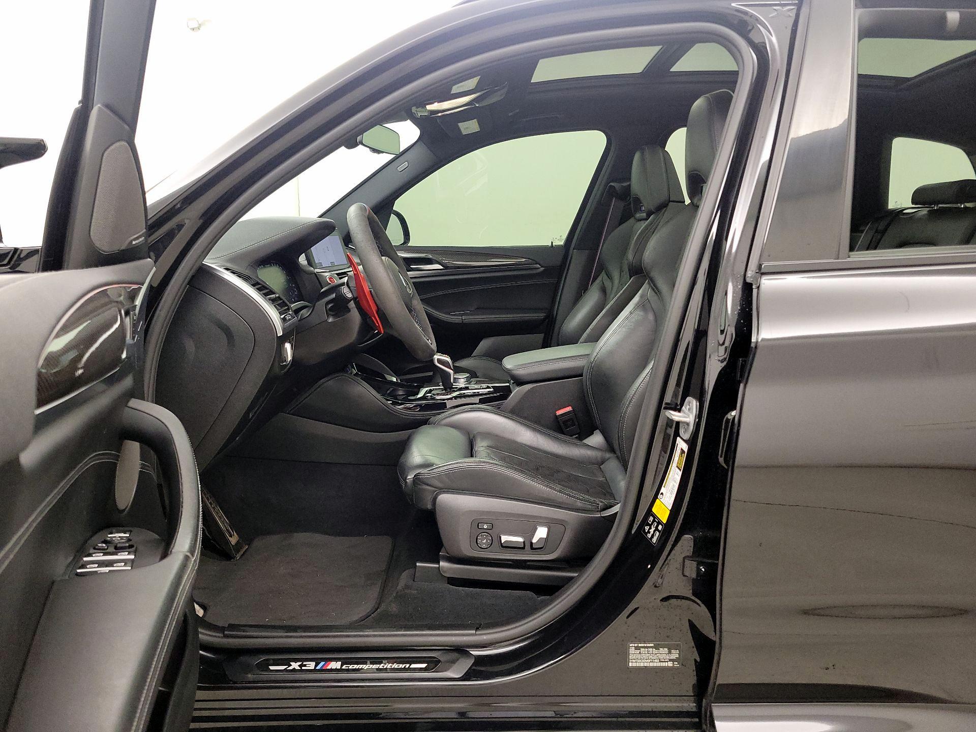 Thumbnail: 2021 BMW X3 - 11